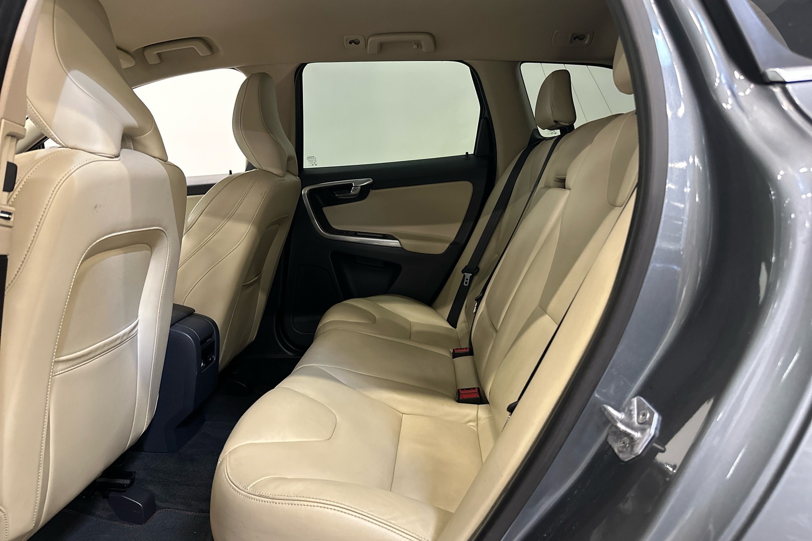 VOLVO XC60 24