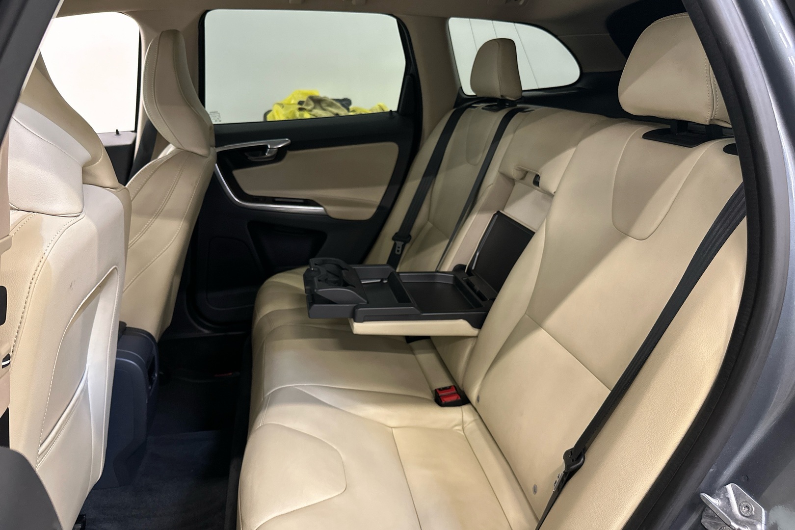 VOLVO XC60 25