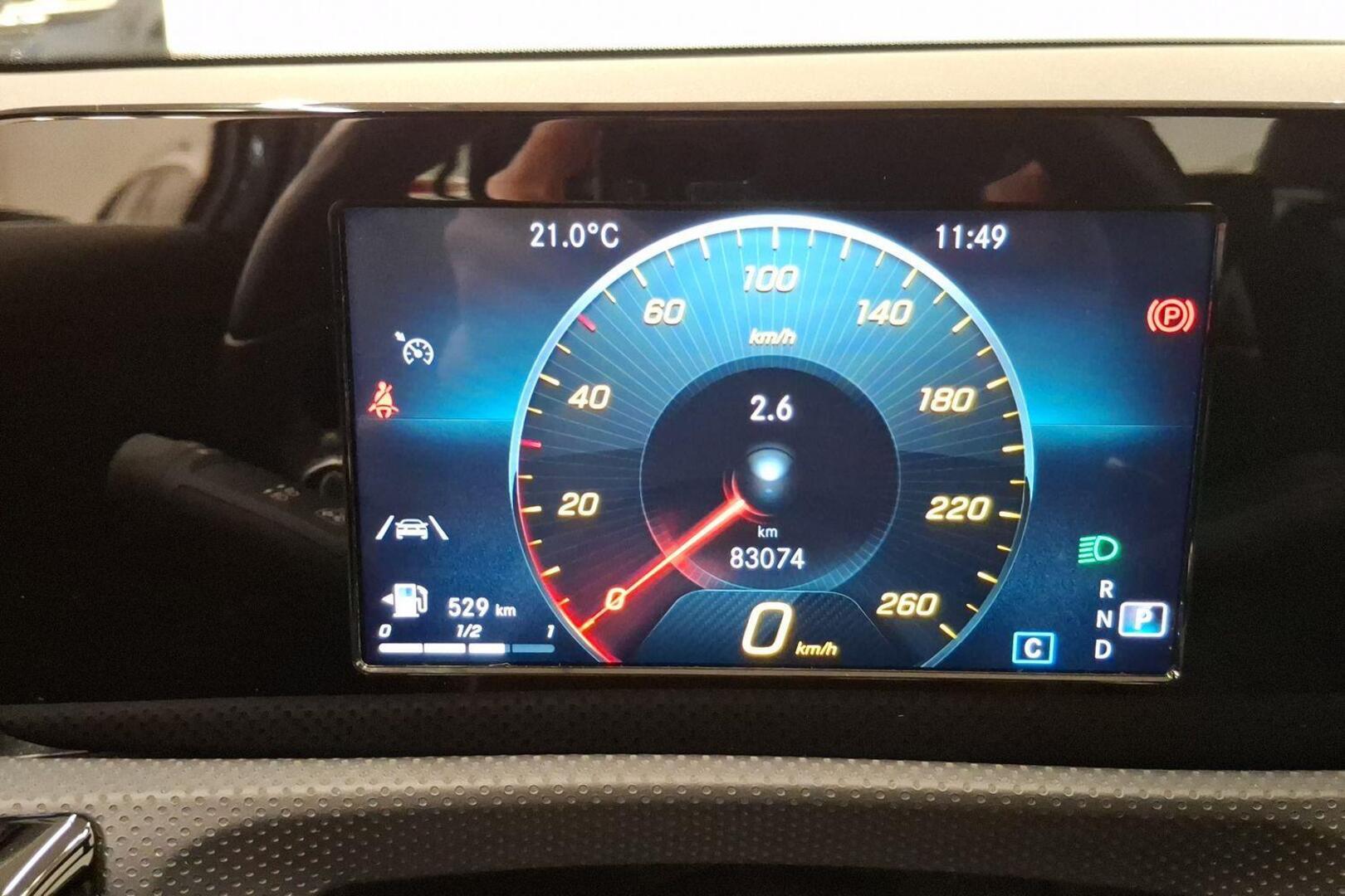 MERCEDES-BENZ A 2020