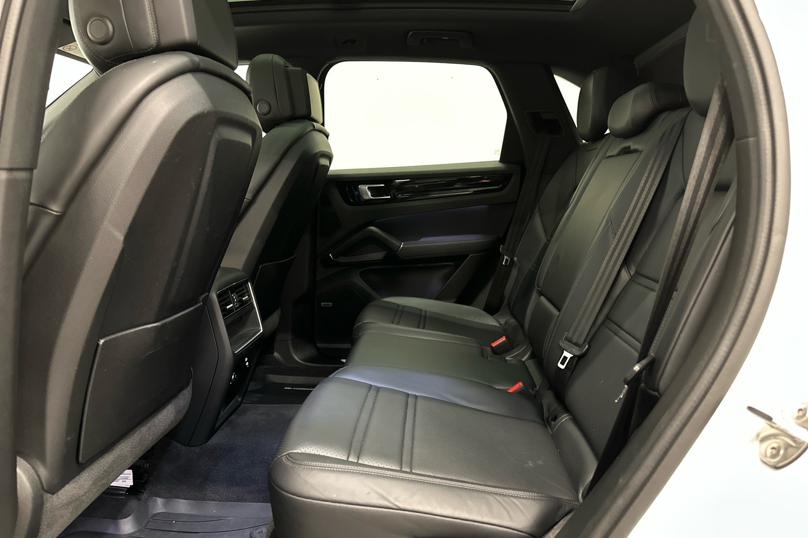 PORSCHE Cayenne 2021