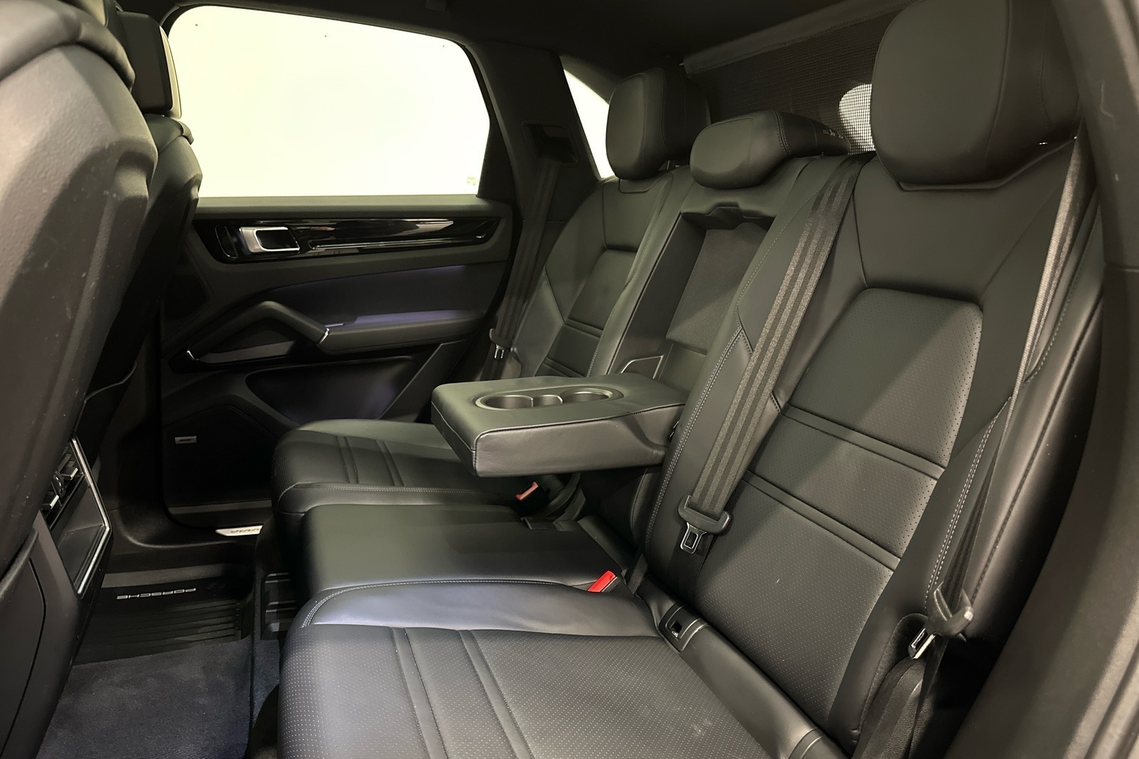 PORSCHE Cayenne 2021