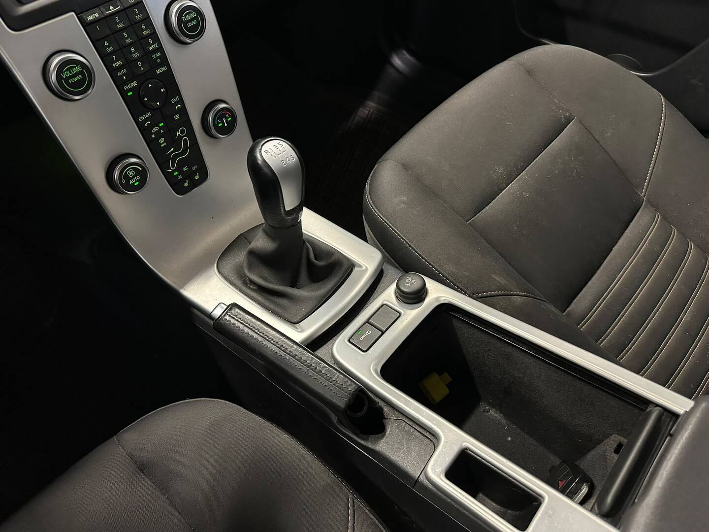 VOLVO S40 2012