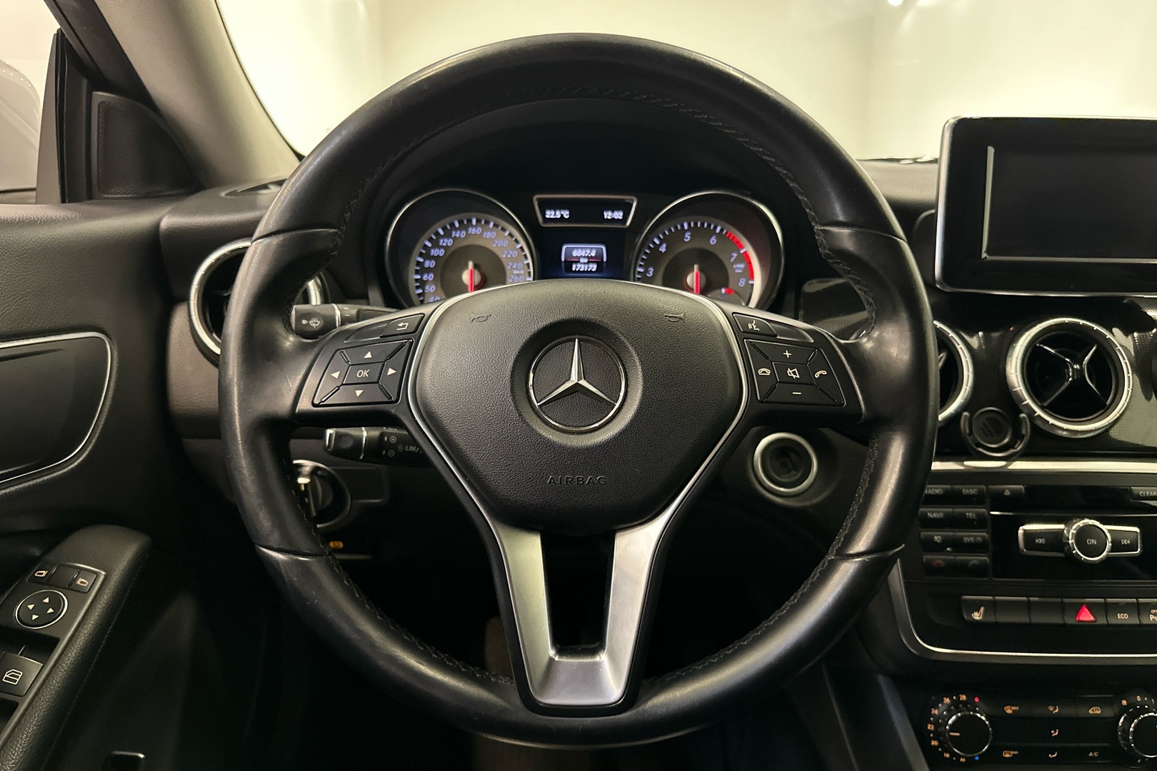 MERCEDES-BENZ CLA 2013