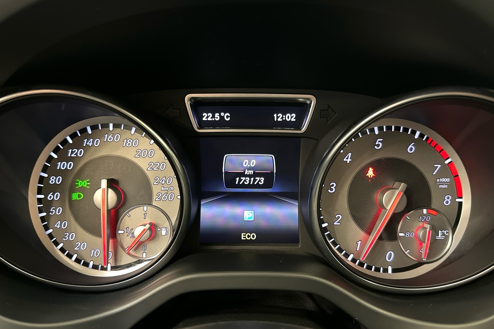 MERCEDES-BENZ CLA 2013