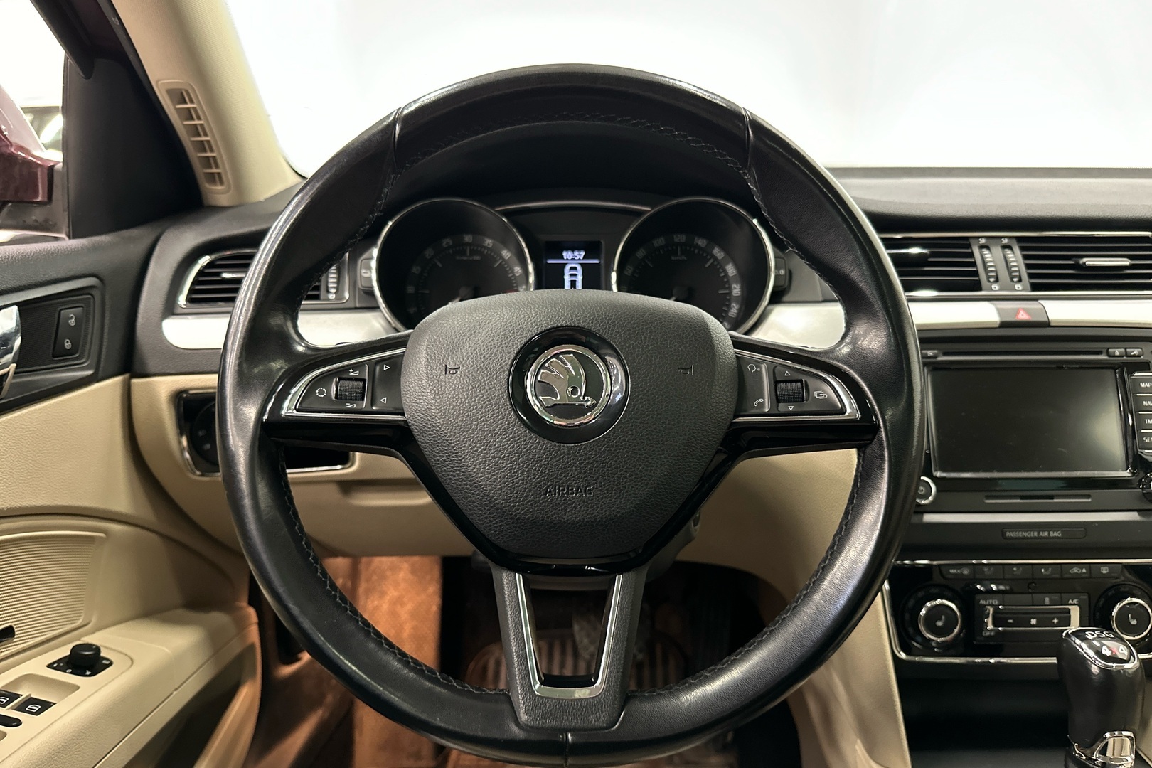 SKODA Superb 2014