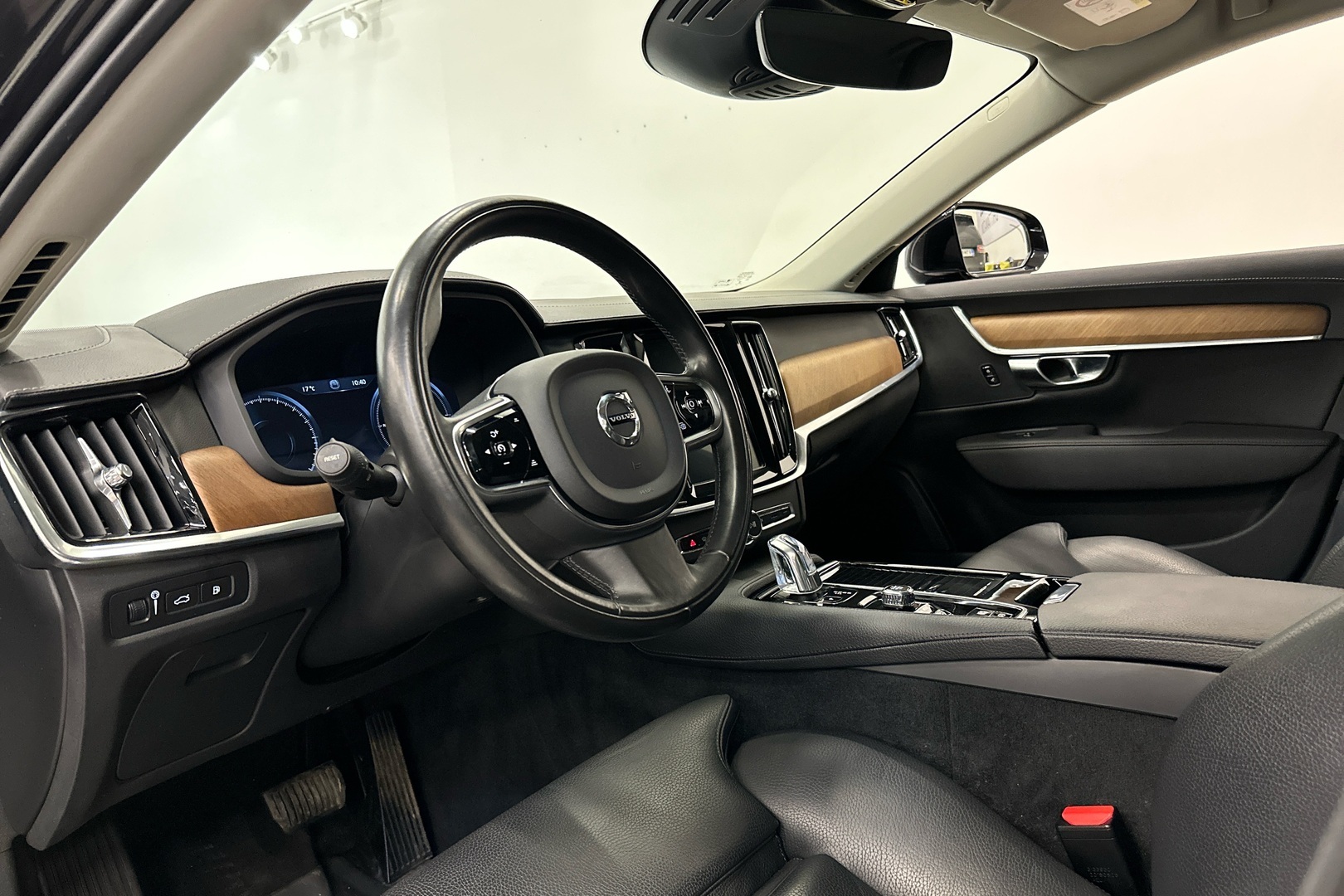 VOLVO S90 2019