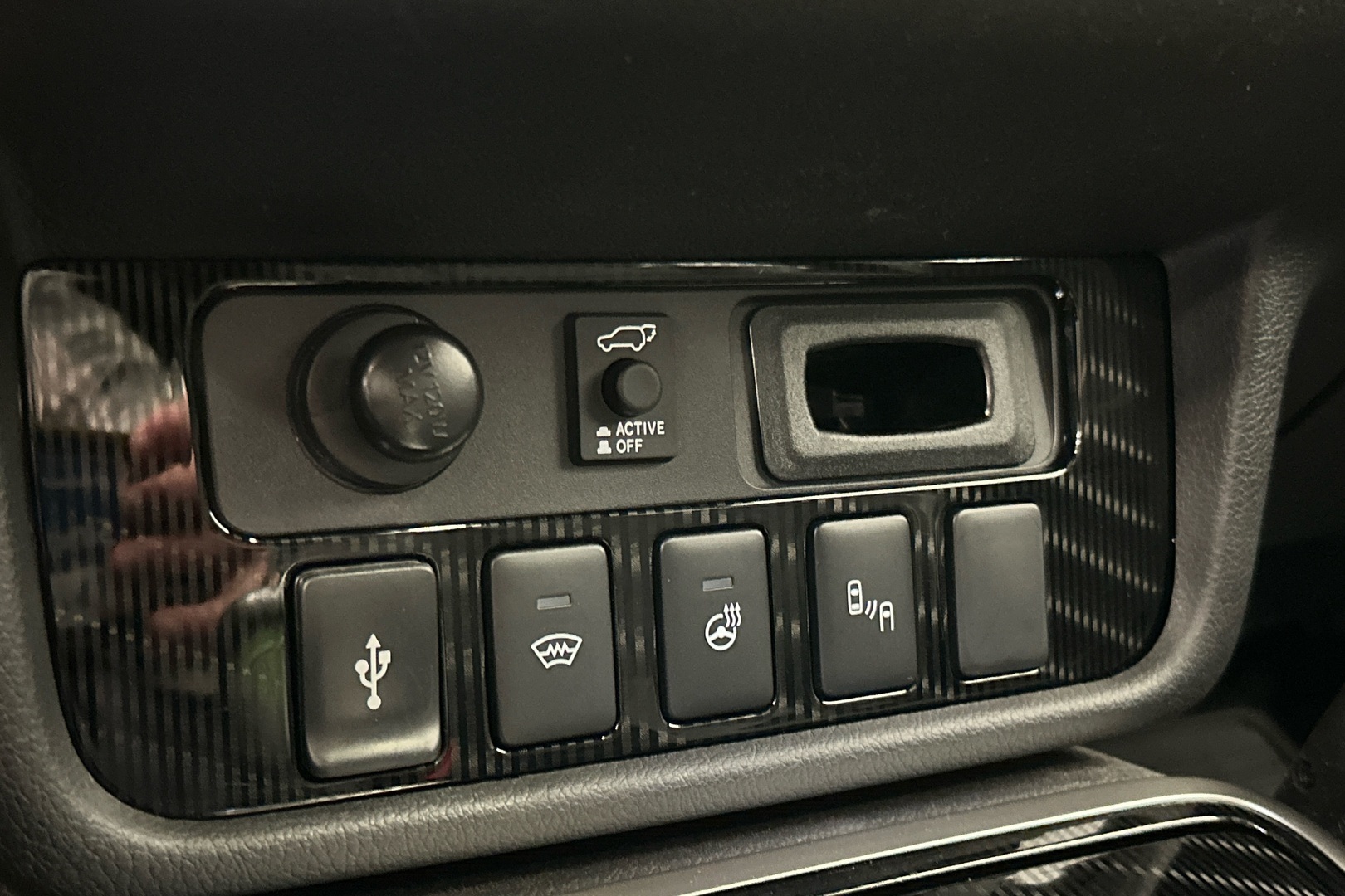 MITSUBISHI Outlander PHEV 2019