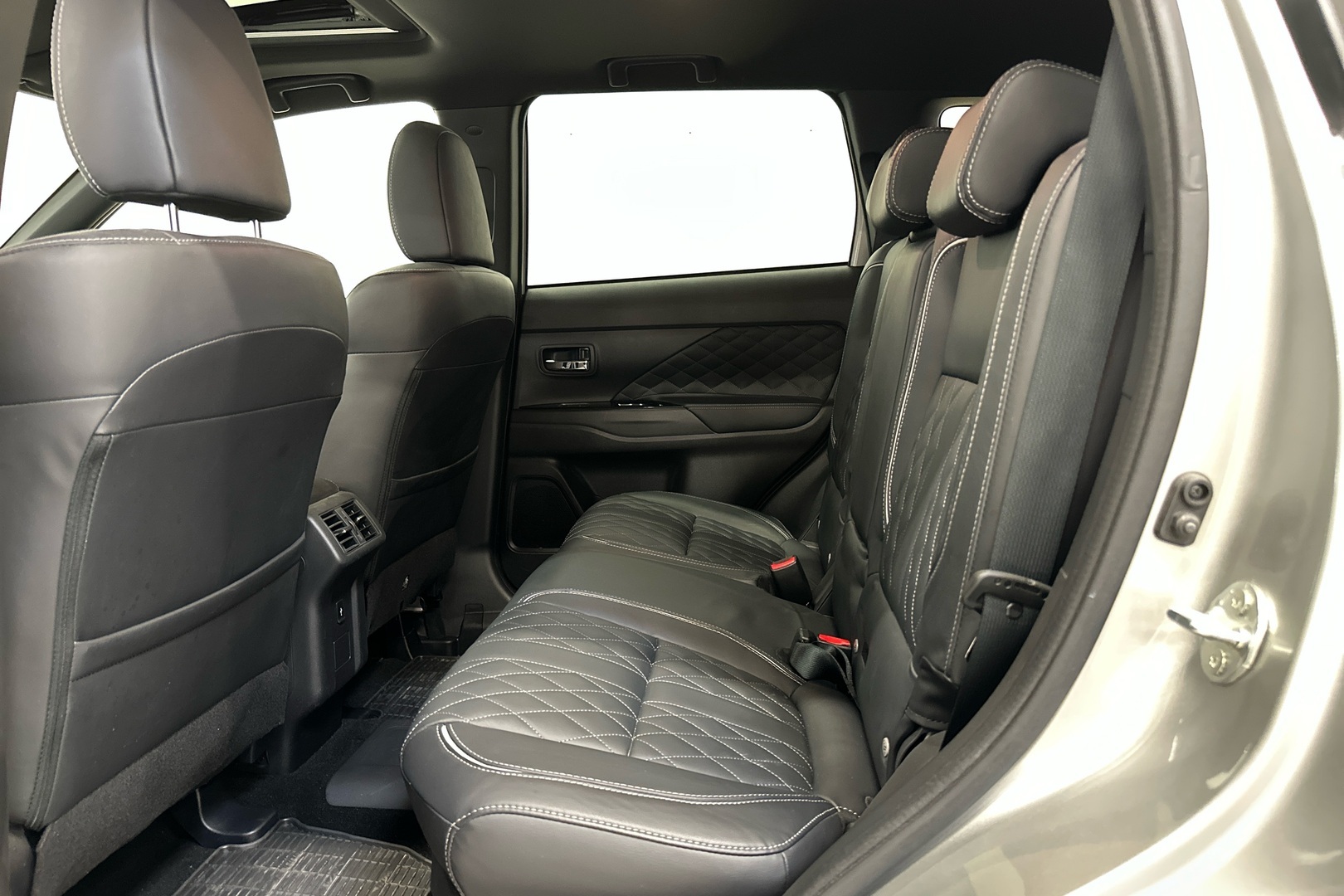 MITSUBISHI Outlander PHEV 2019