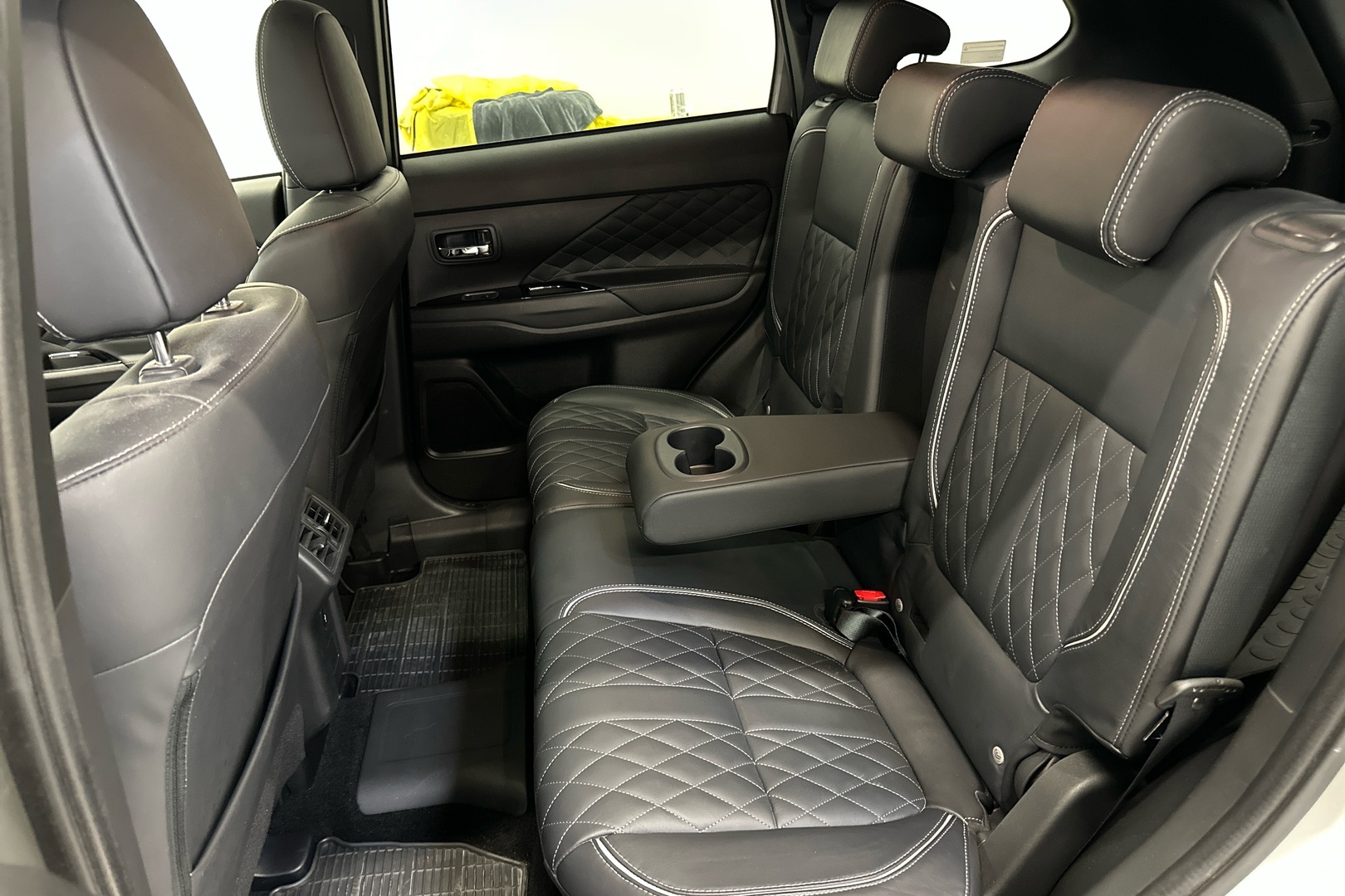 MITSUBISHI Outlander PHEV 2019
