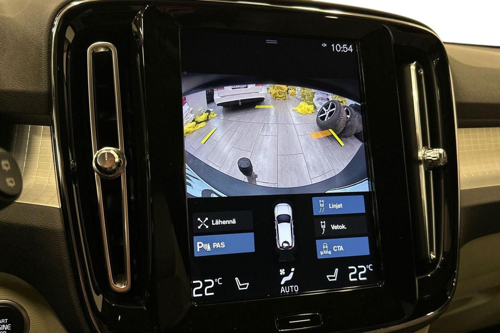 VOLVO XC40 2018