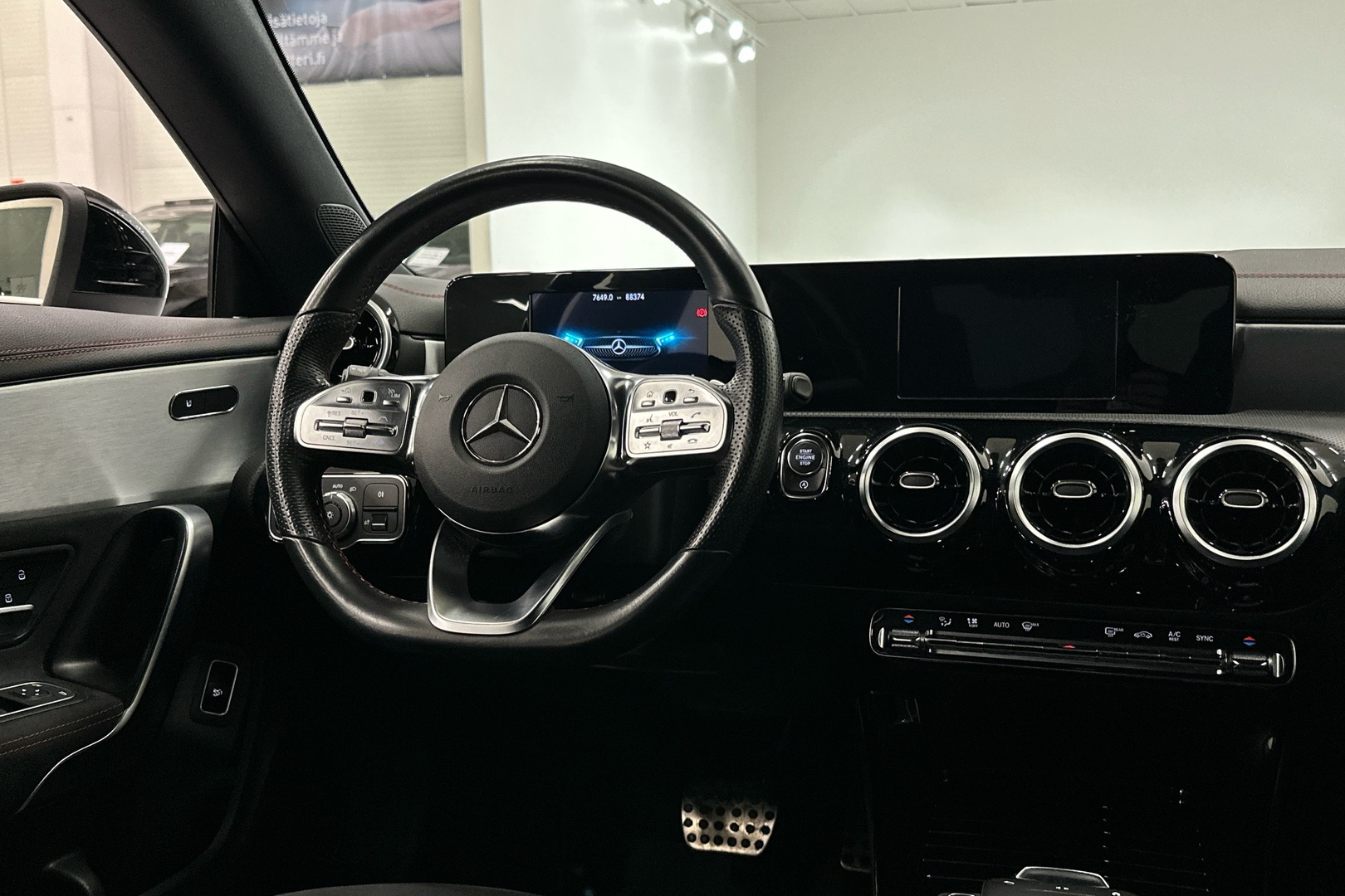 MERCEDES-BENZ CLA 2019