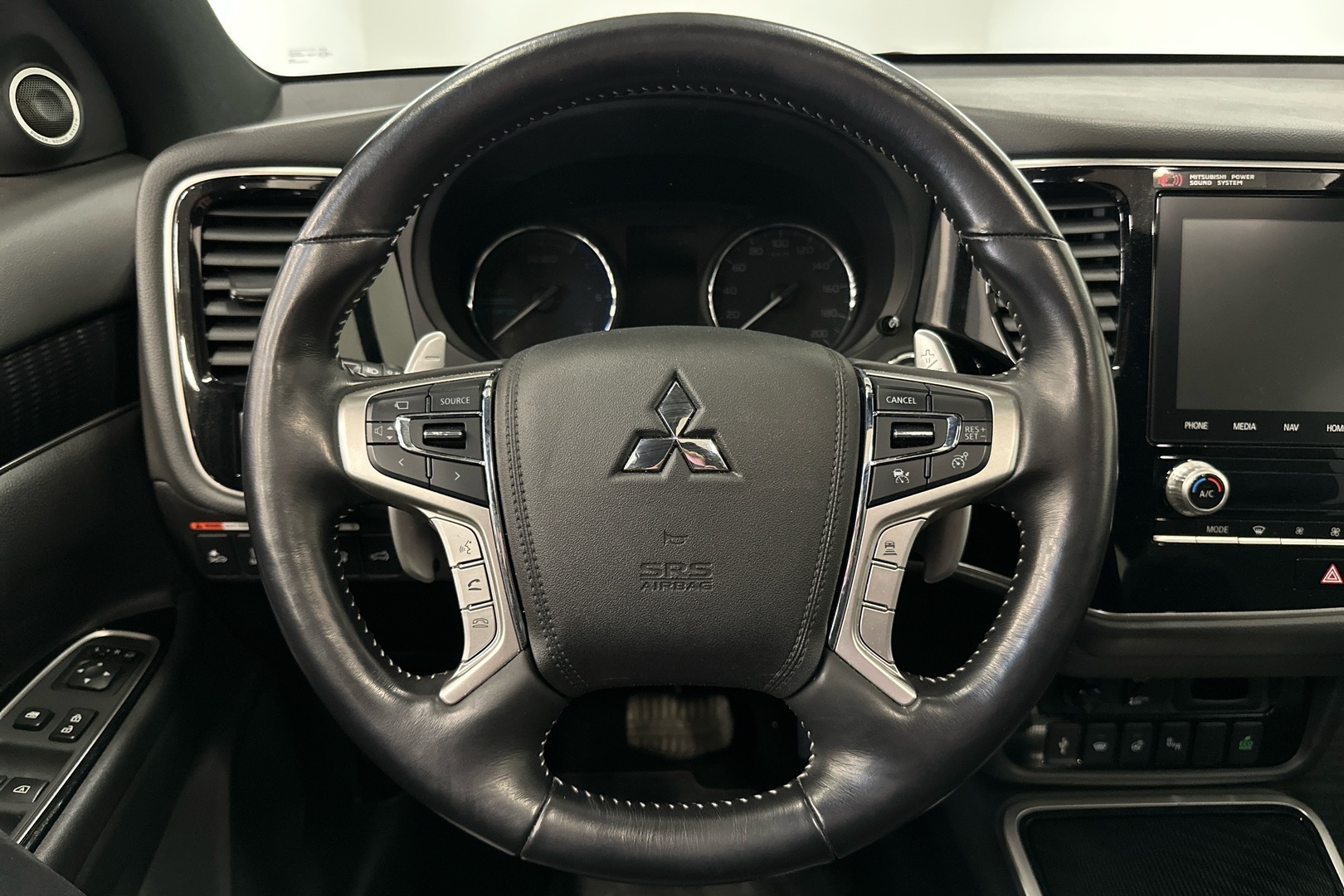 MITSUBISHI Outlander PHEV 2021