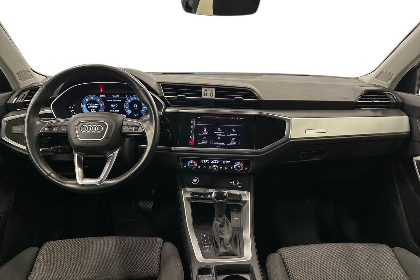 AUDI Q3 2022