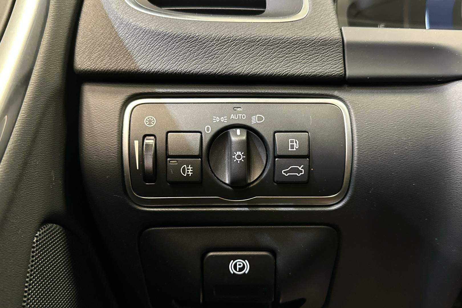 VOLVO V60 2018