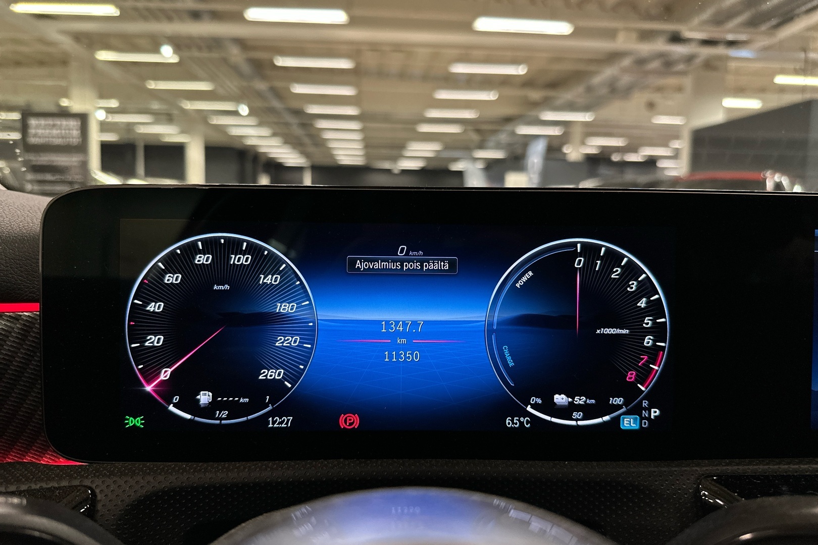 MERCEDES-BENZ A 2023