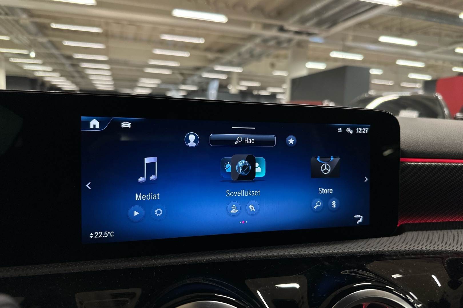 MERCEDES-BENZ A 2023