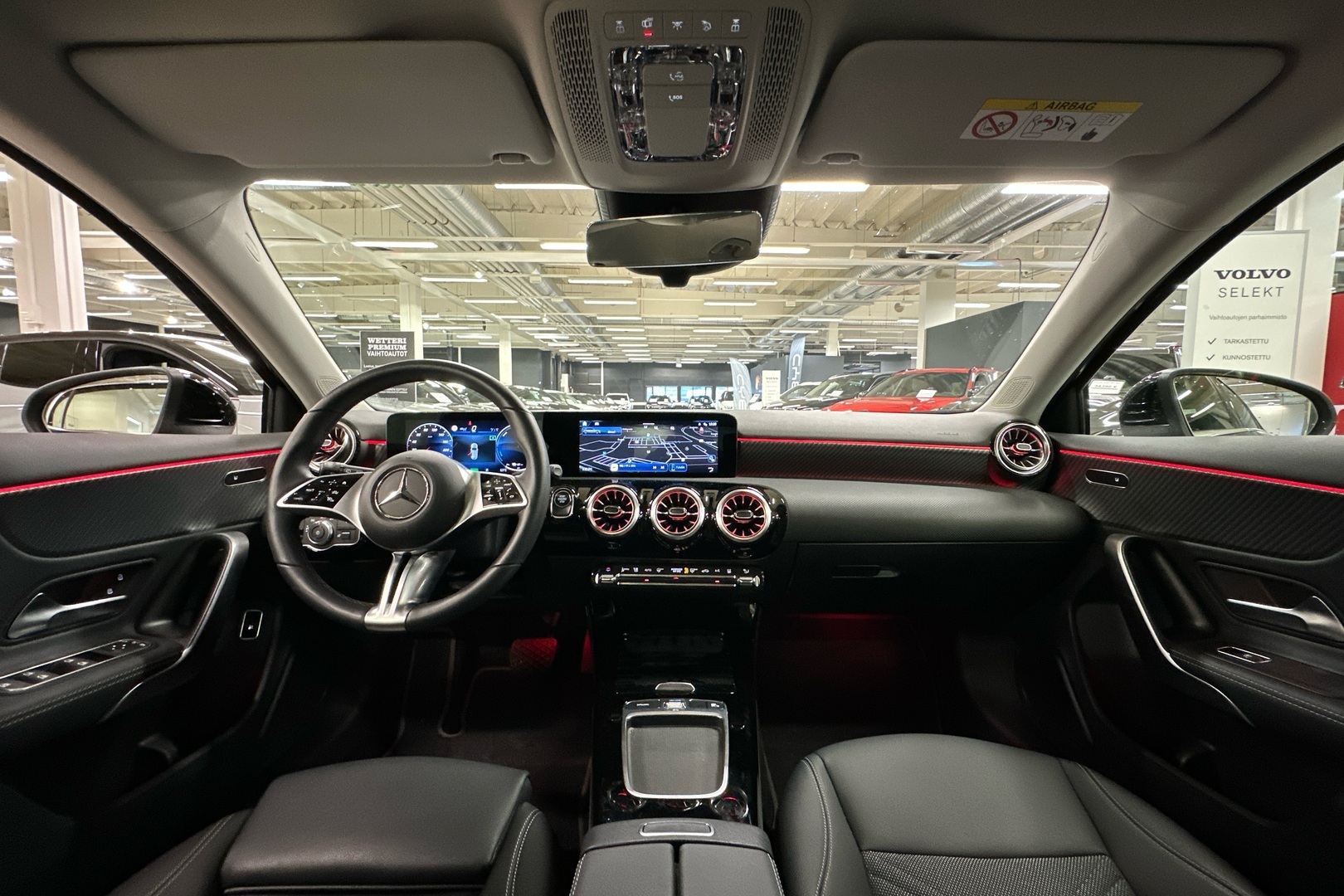 MERCEDES-BENZ A 2023