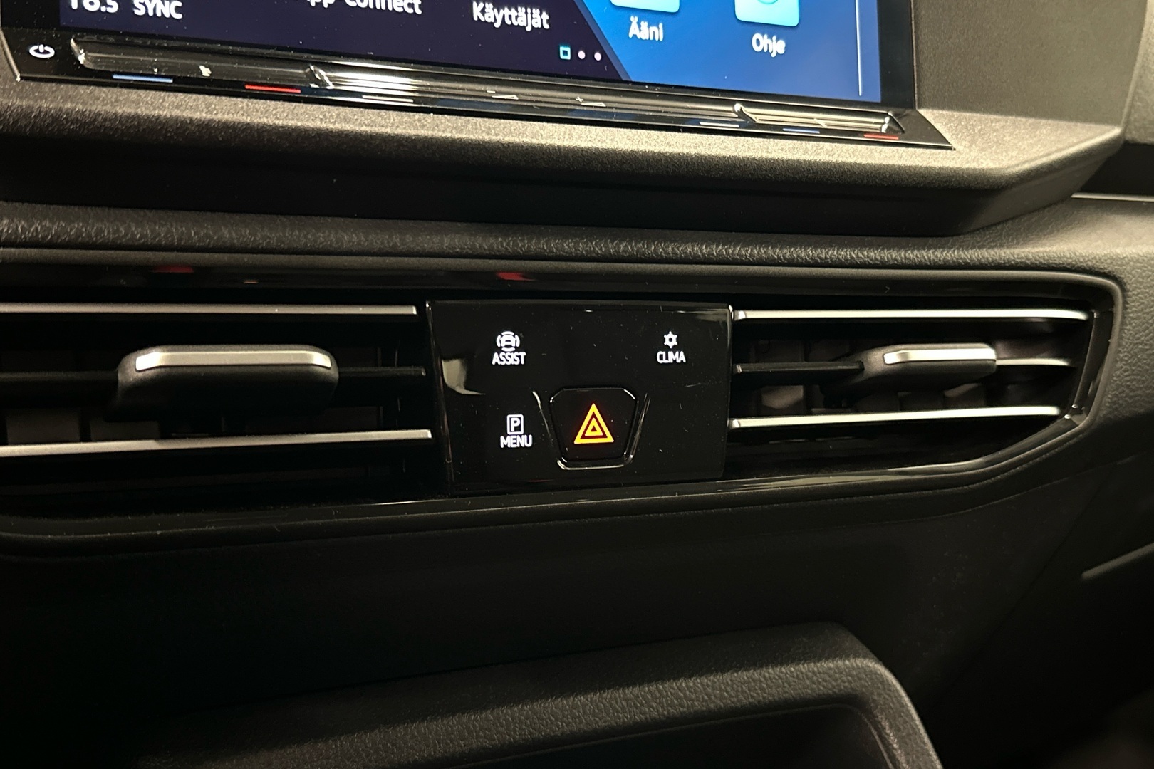 VOLKSWAGEN Caddy Maxi 2024