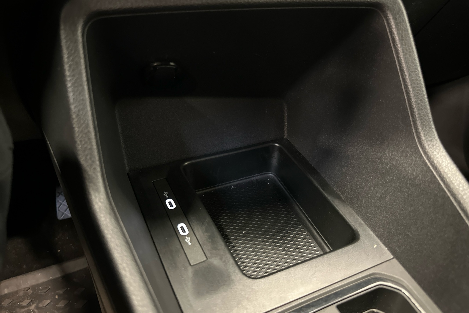 VOLKSWAGEN Caddy Maxi 2024