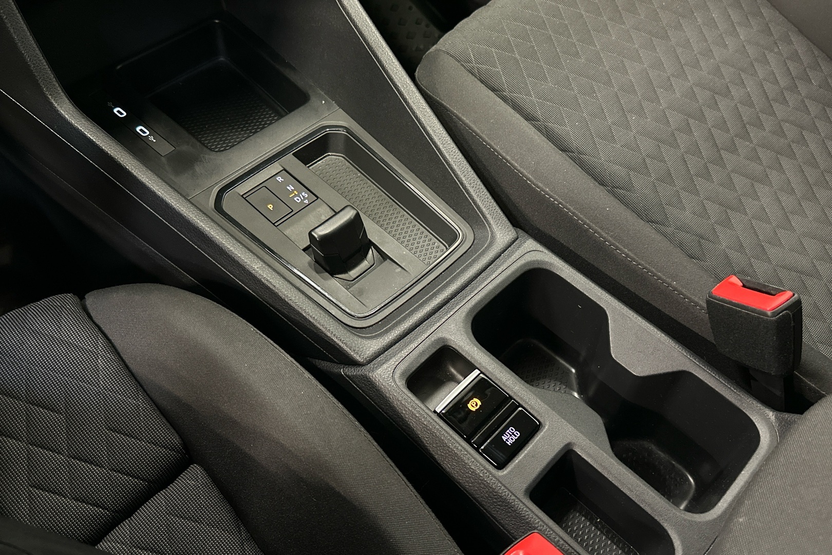 VOLKSWAGEN Caddy Maxi 2024