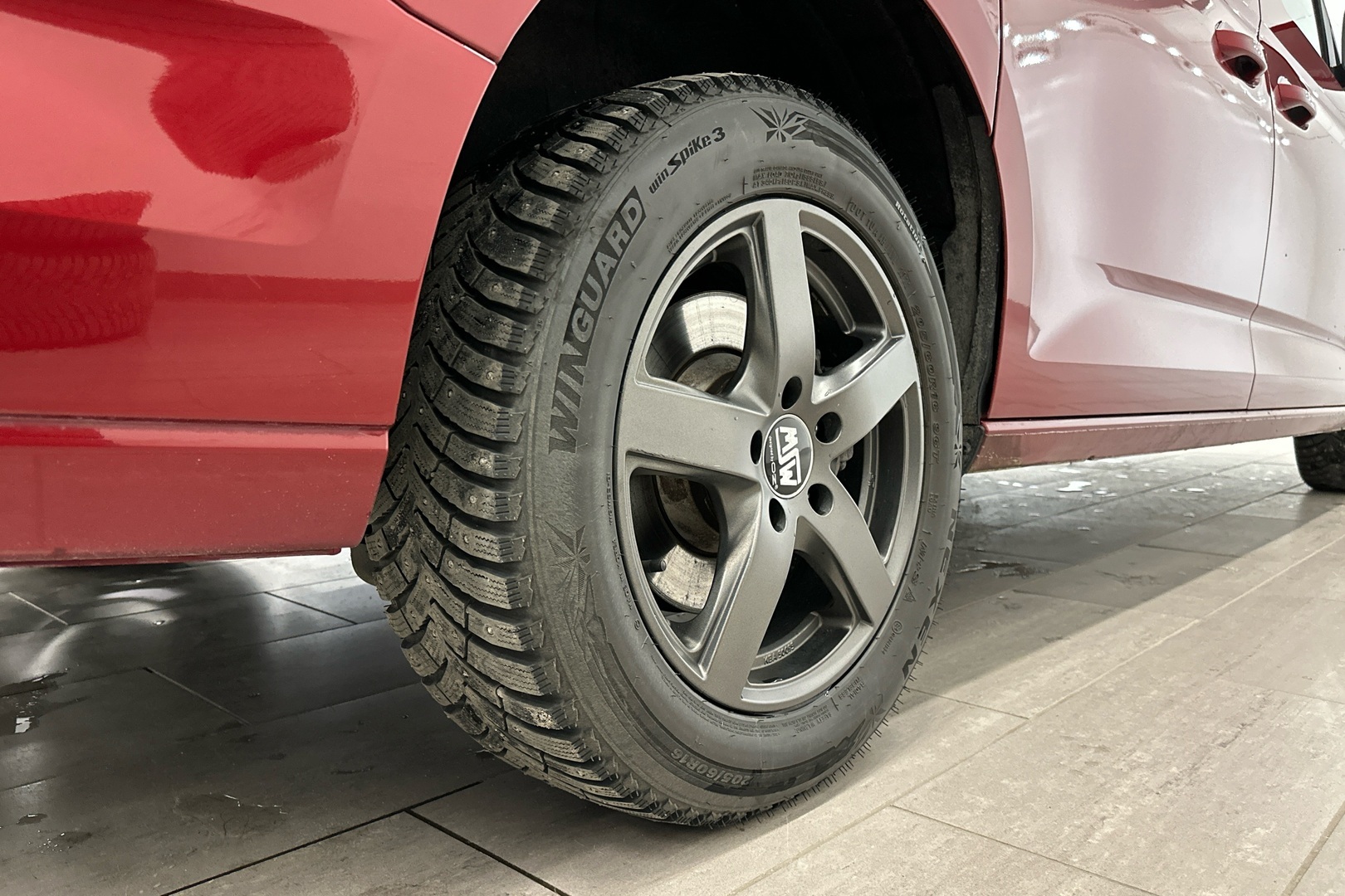 VOLKSWAGEN Caddy Maxi 2024