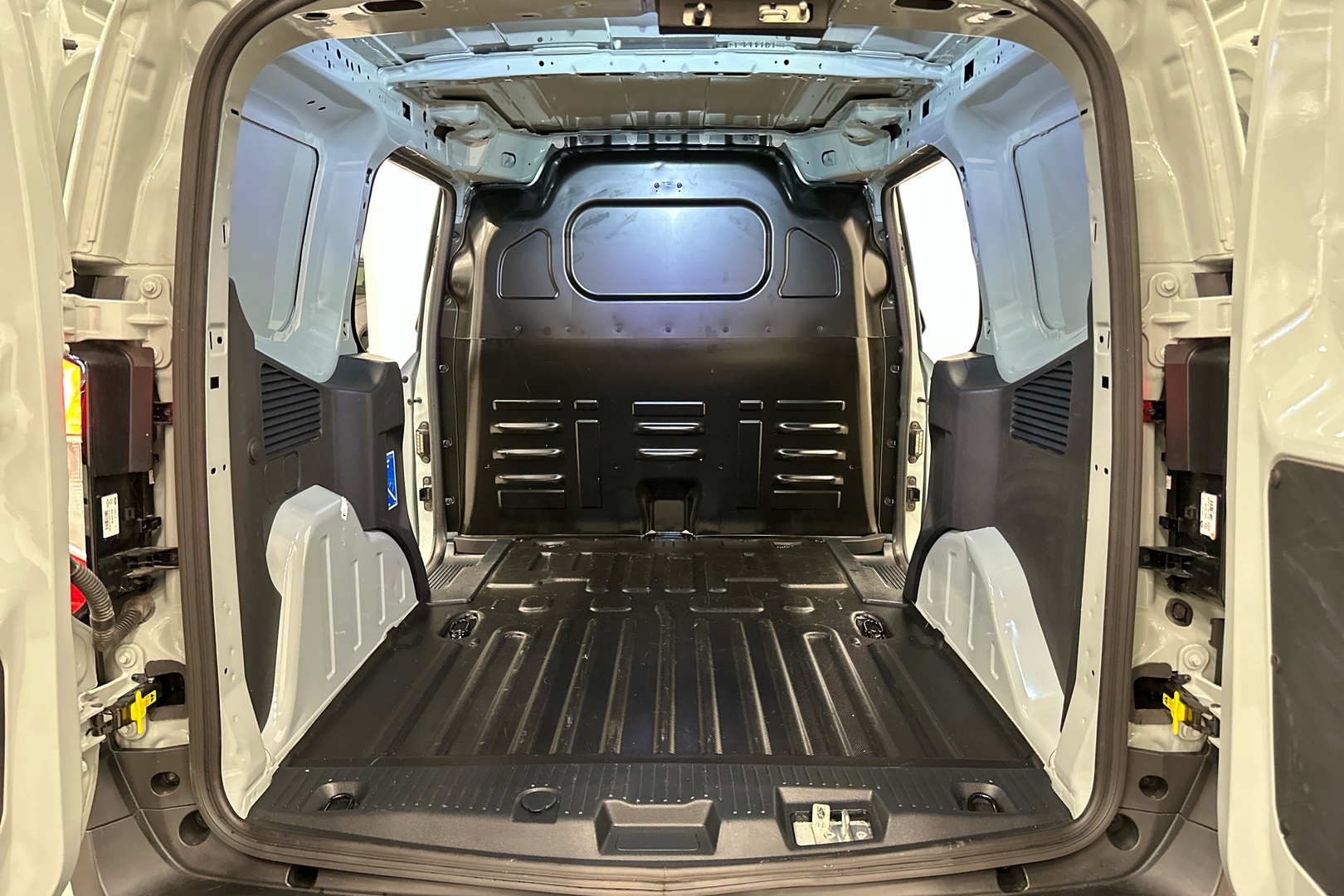 FORD Transit Courier 2024