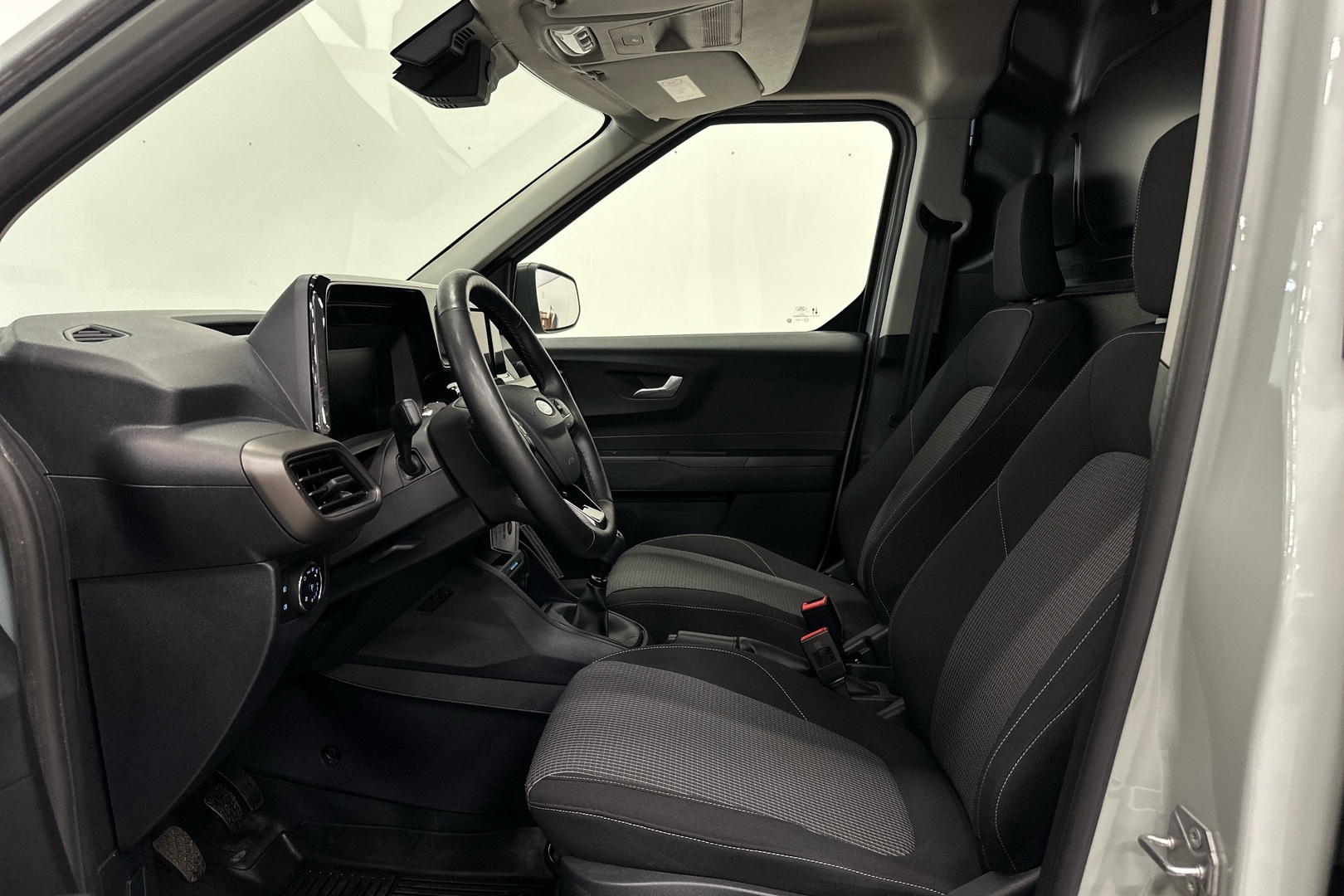 FORD Transit Courier 2024