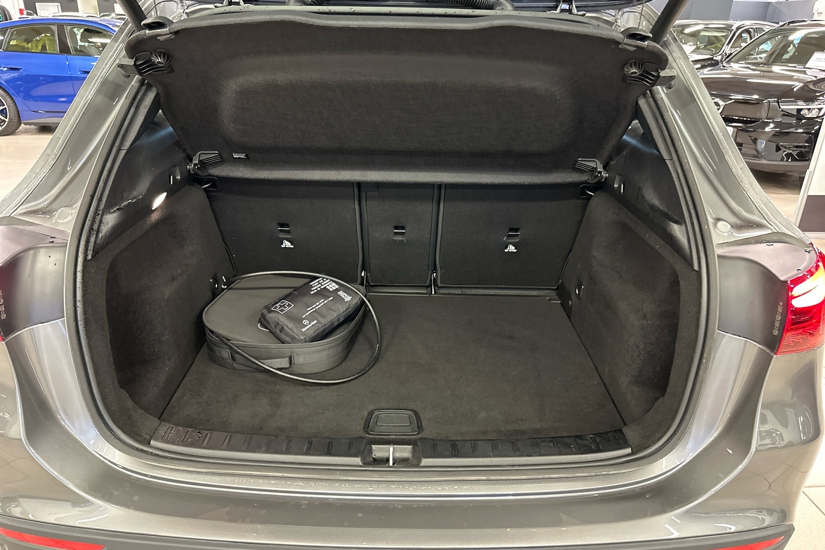 MERCEDES-BENZ GLA 2025