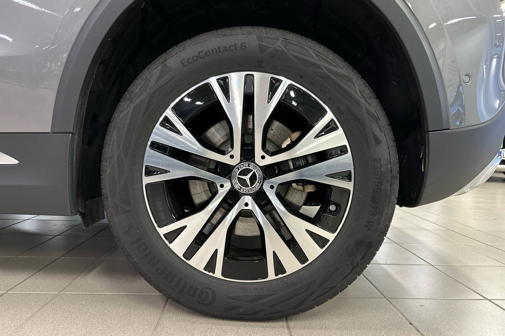 MERCEDES-BENZ GLA 2025