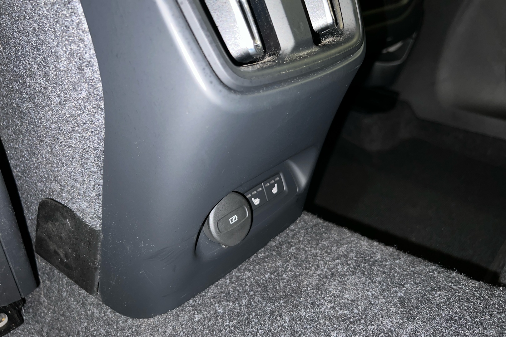 VOLVO EX40 2026