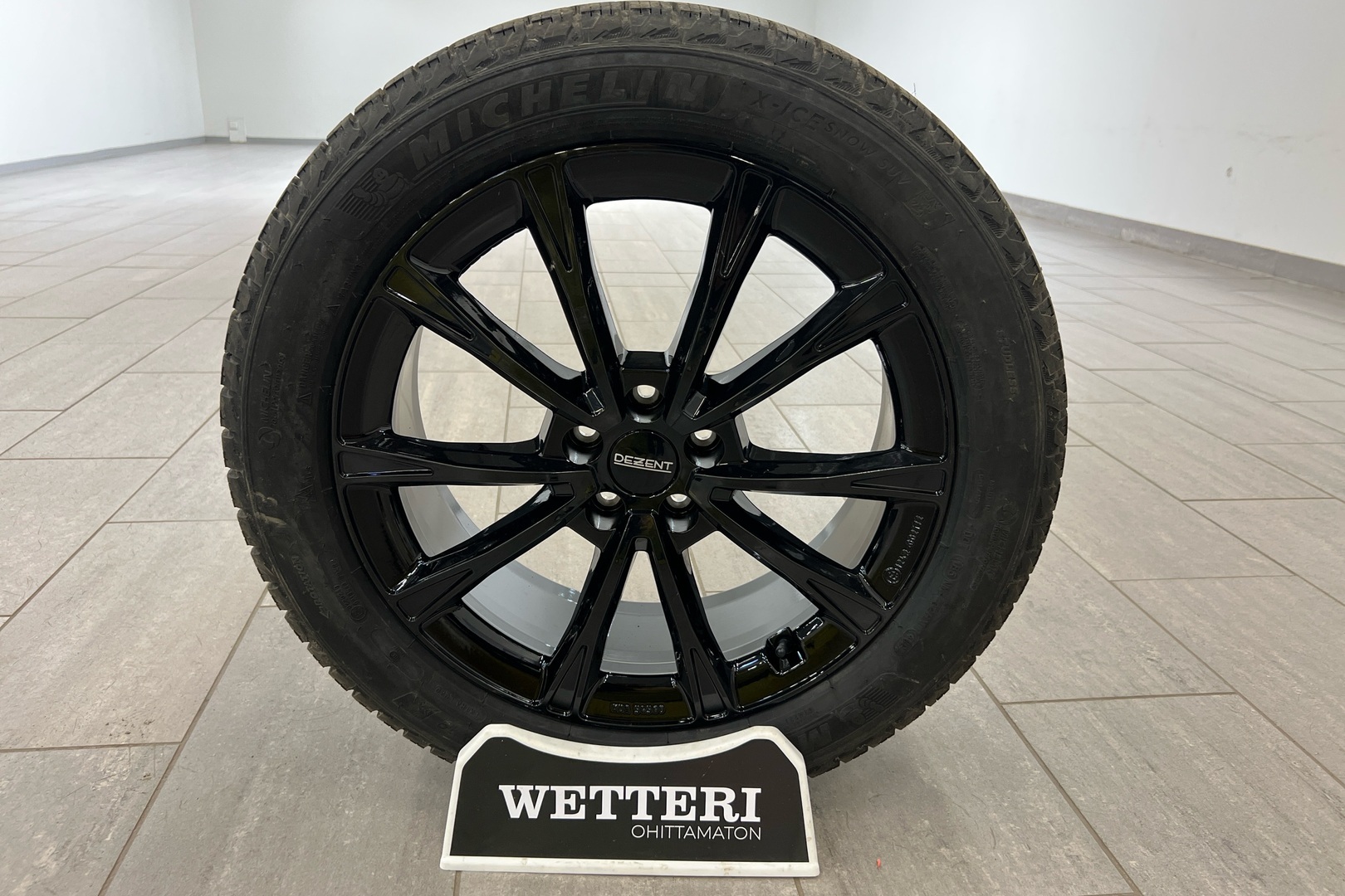 VOLVO EX40 2026