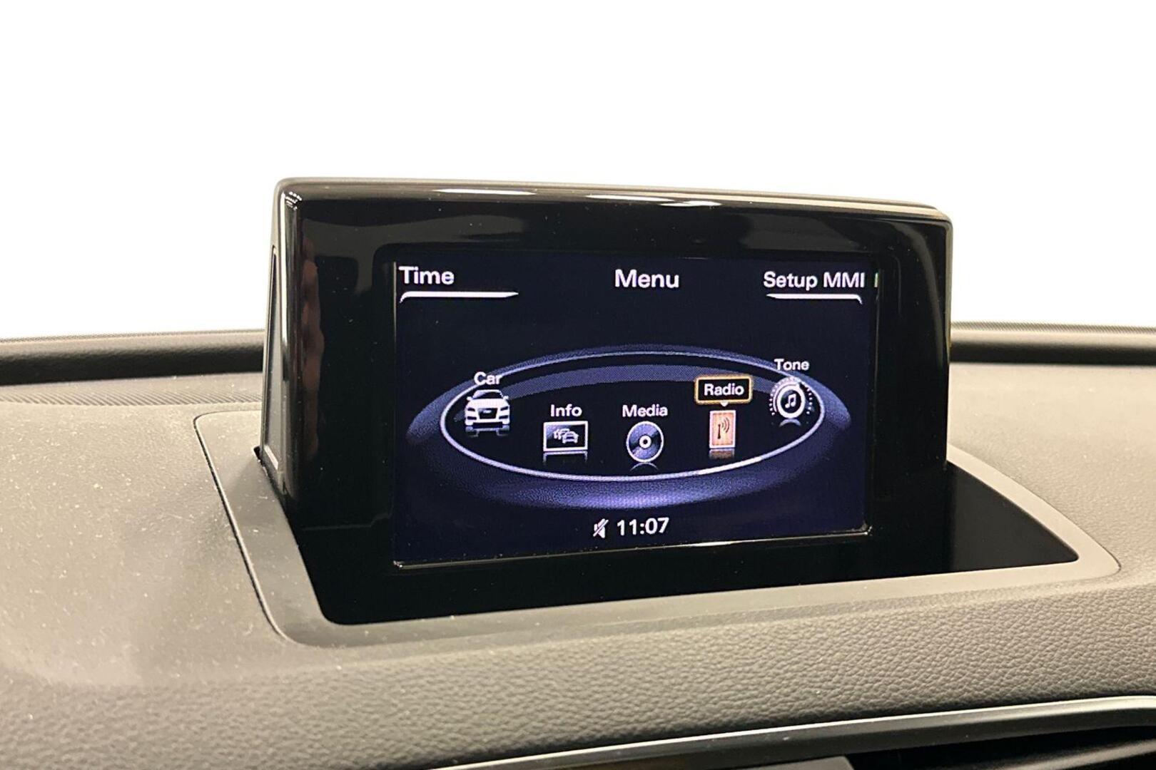 AUDI Q3 15