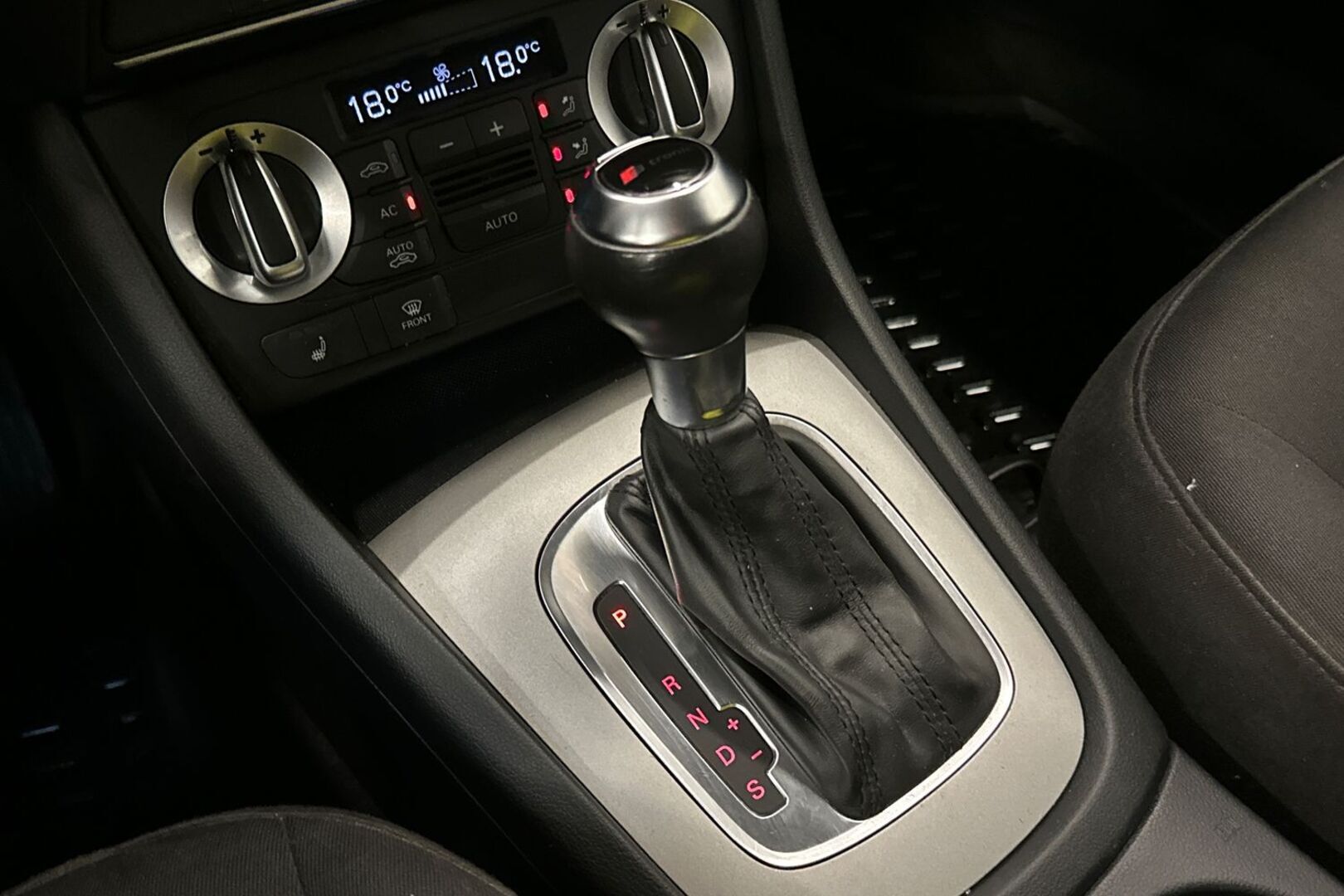 AUDI Q3 18