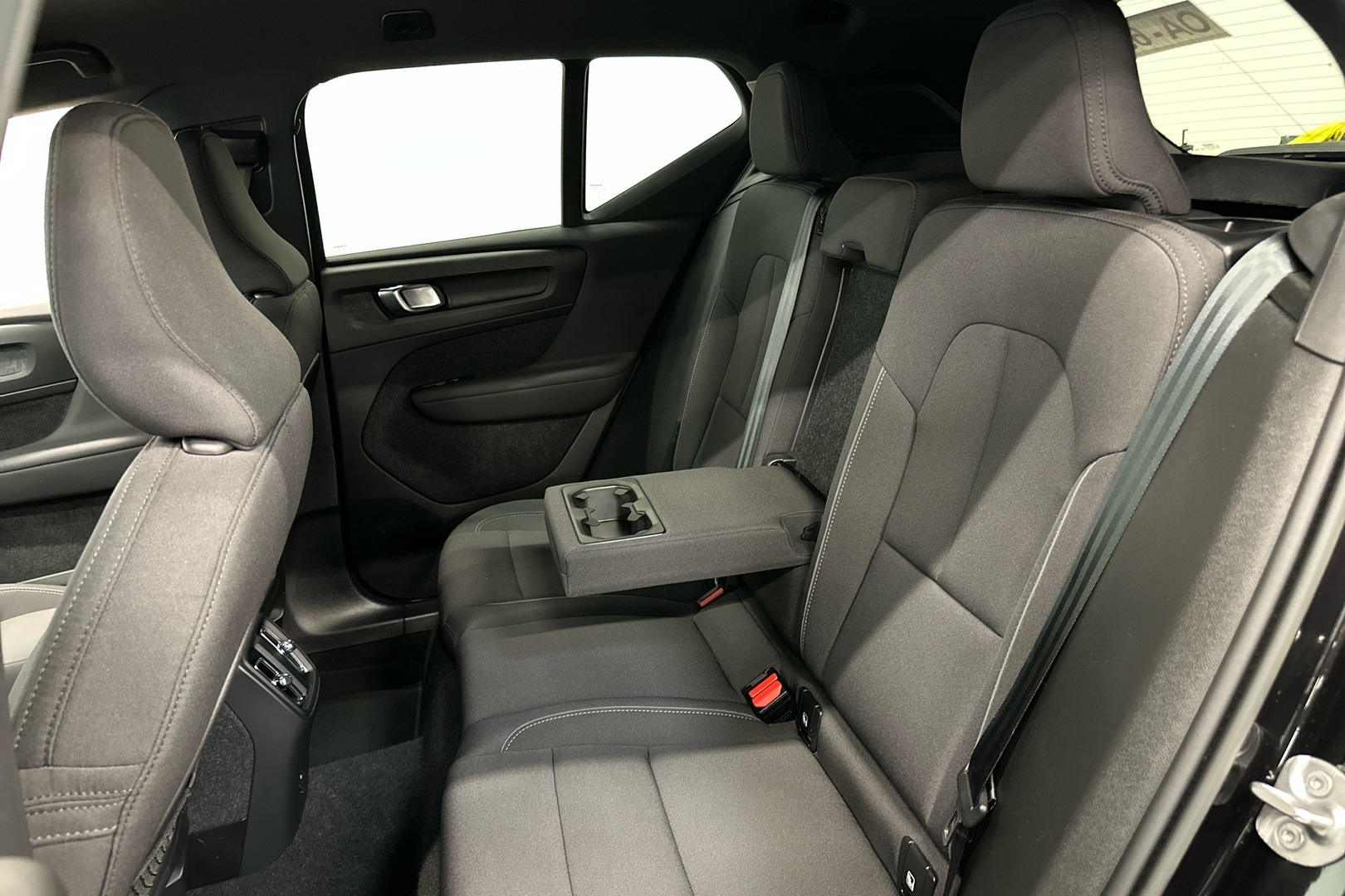VOLVO XC40 2023