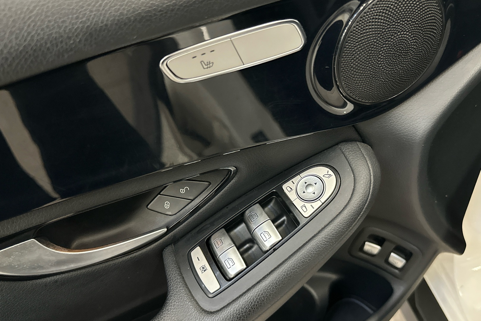 MERCEDES-BENZ GLC 2015