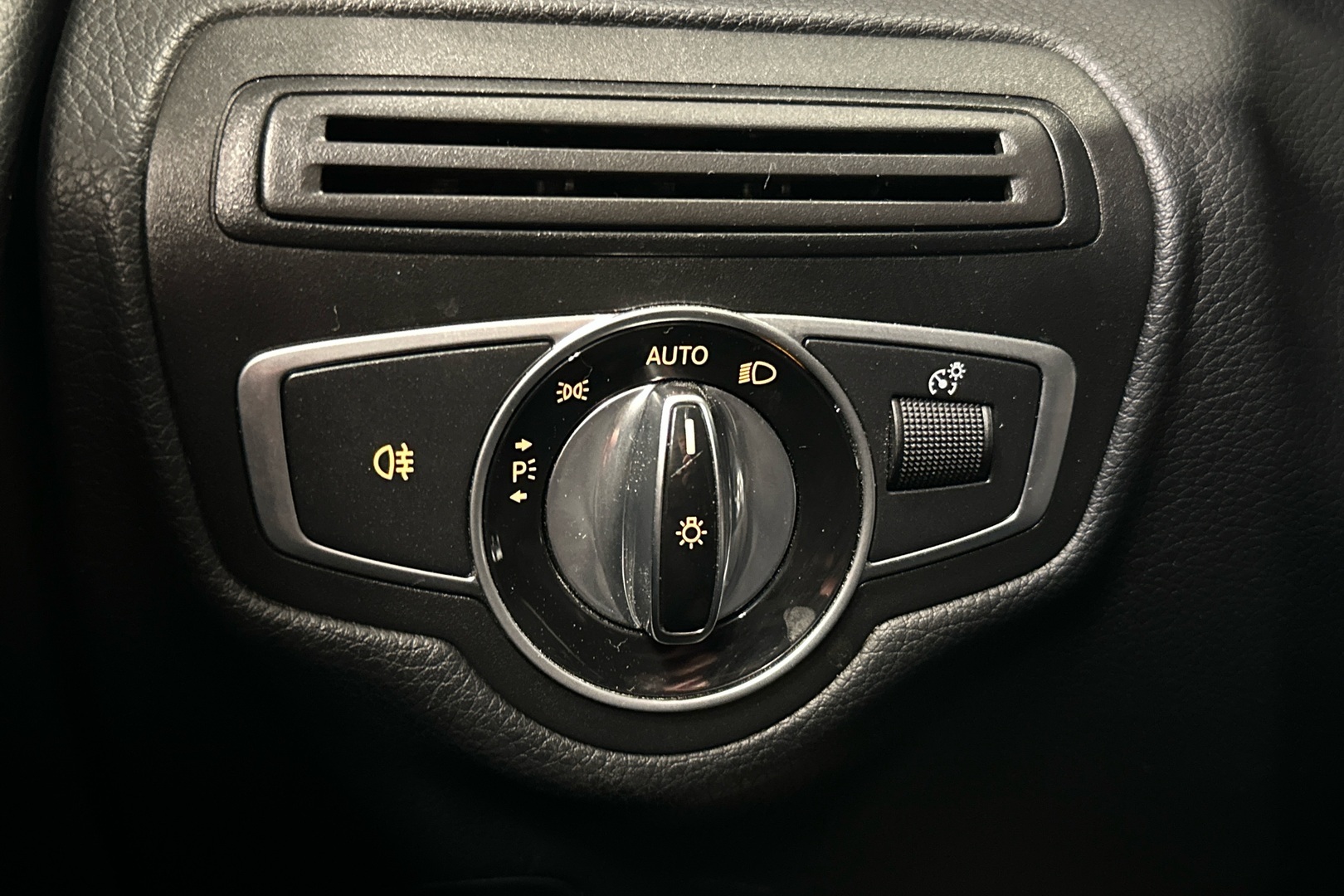 MERCEDES-BENZ GLC 2015