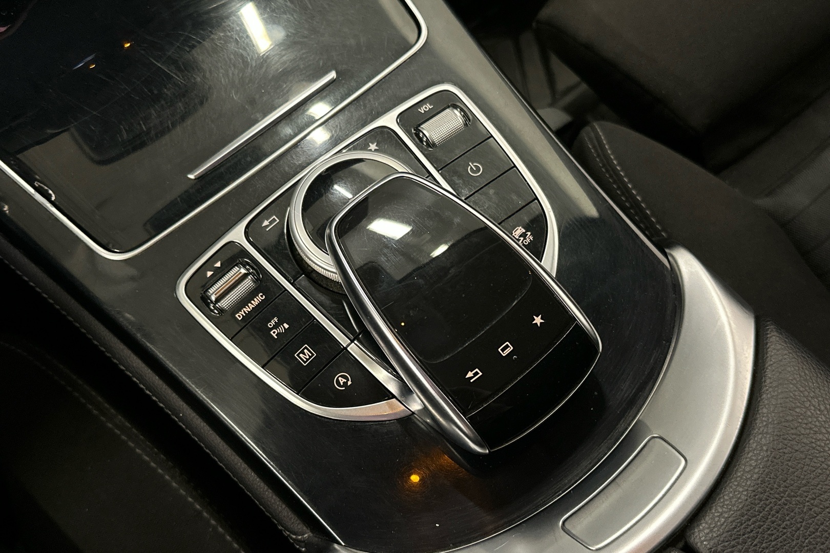 MERCEDES-BENZ GLC 2015