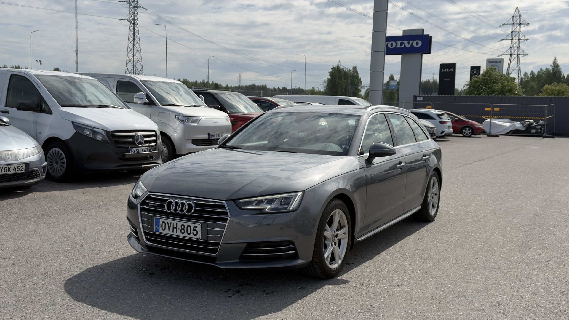 AUDI A4 2016