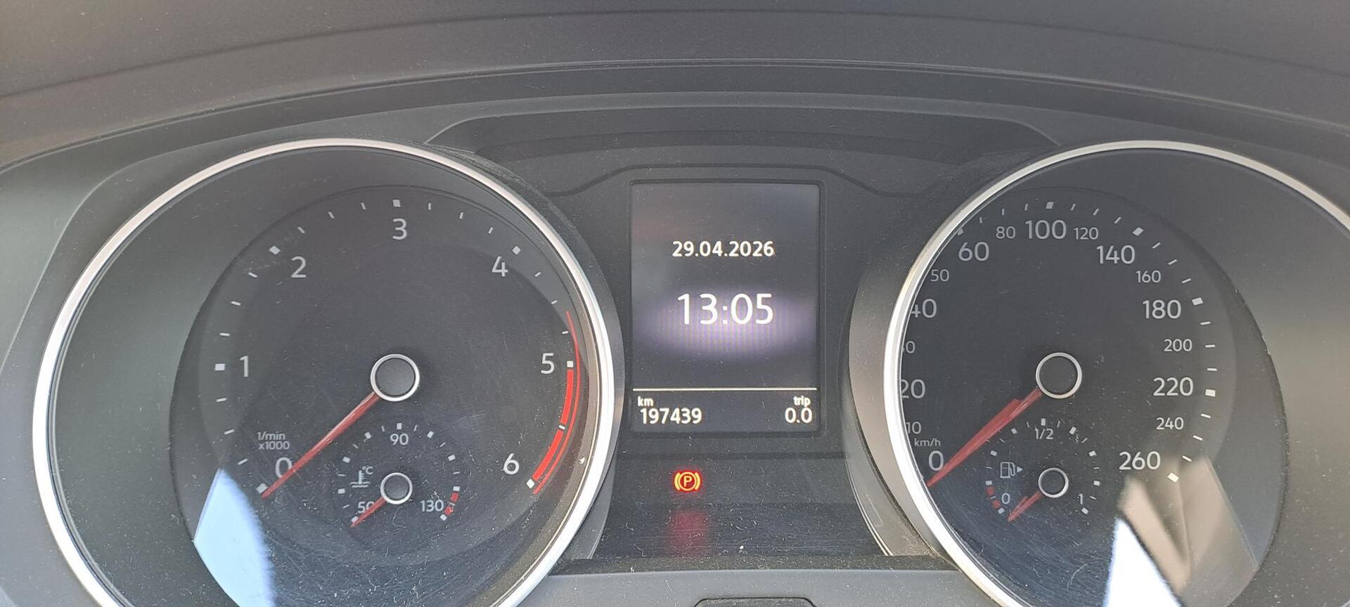 VOLKSWAGEN Tiguan 2016