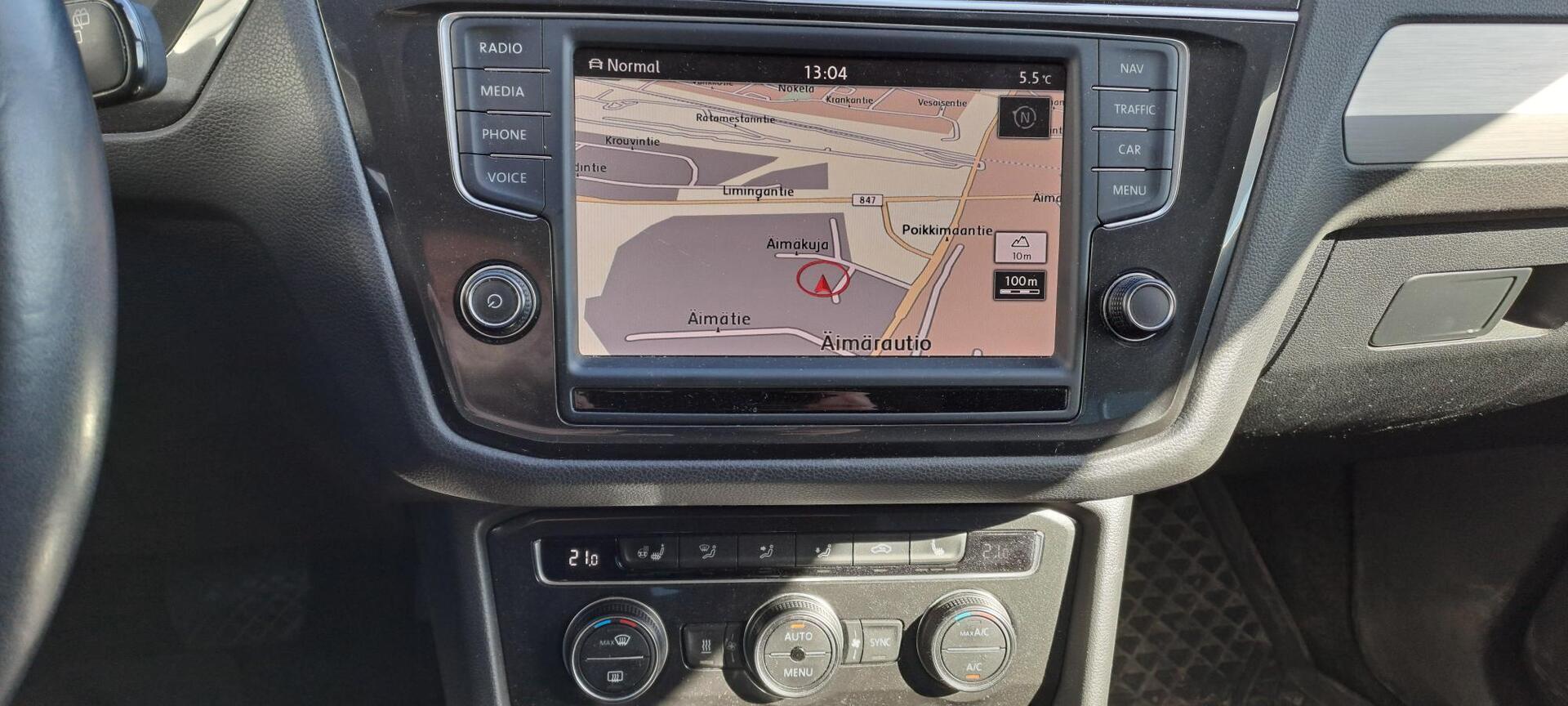 VOLKSWAGEN Tiguan 2016