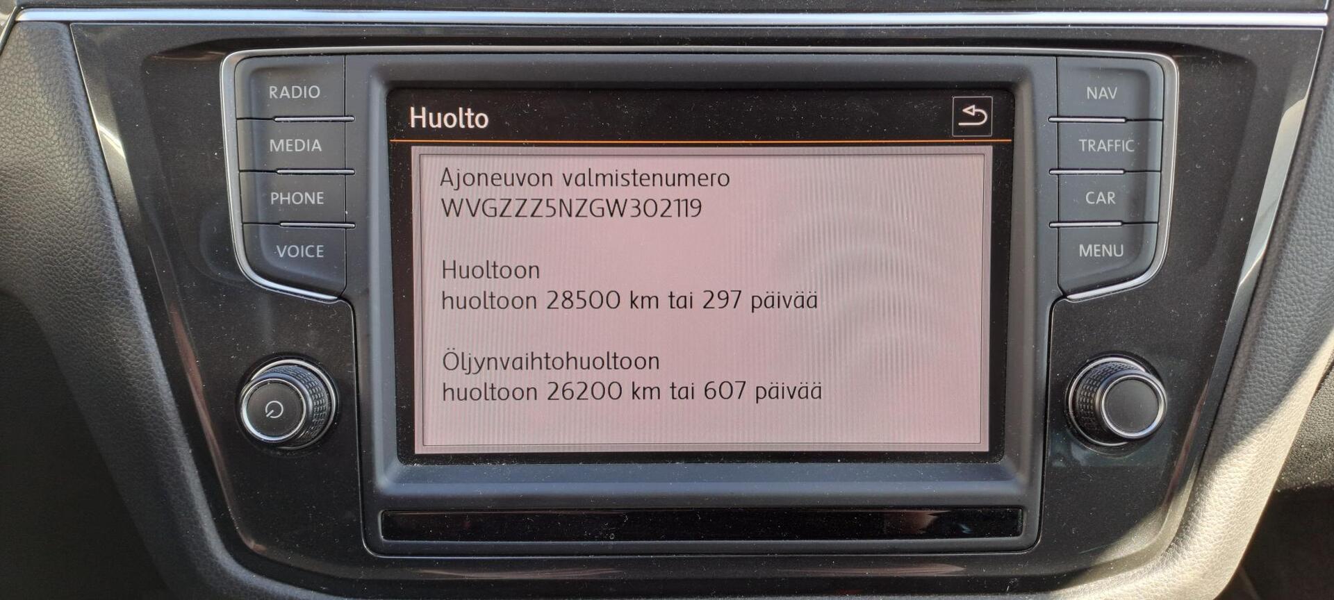 VOLKSWAGEN Tiguan 2016
