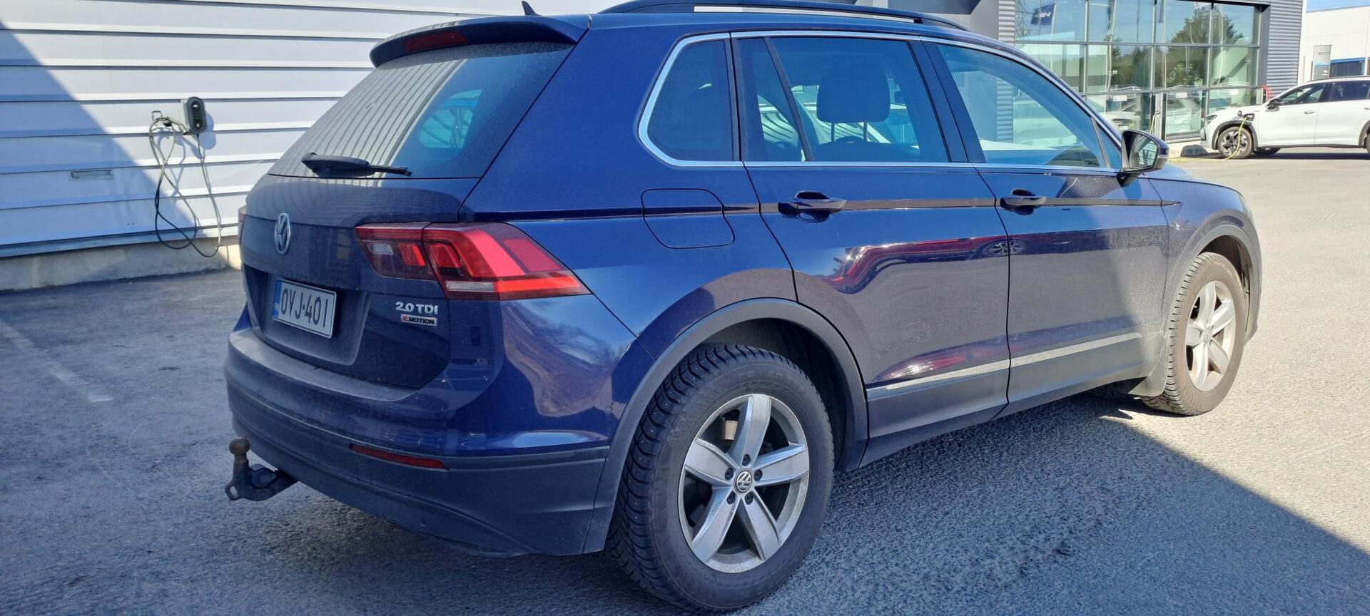 VOLKSWAGEN Tiguan 2016