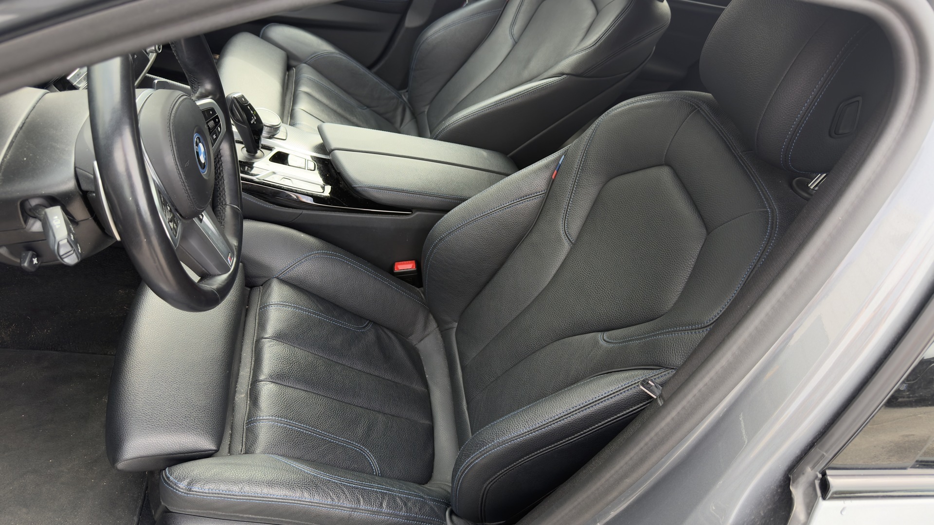 BMW 545 2023