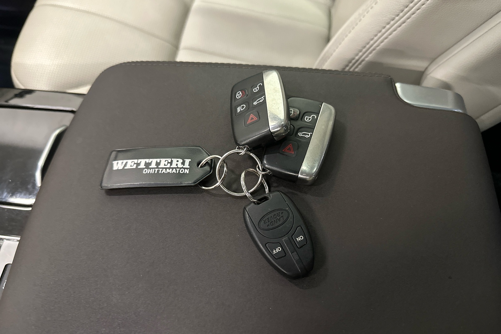 LAND ROVER Discovery 2017