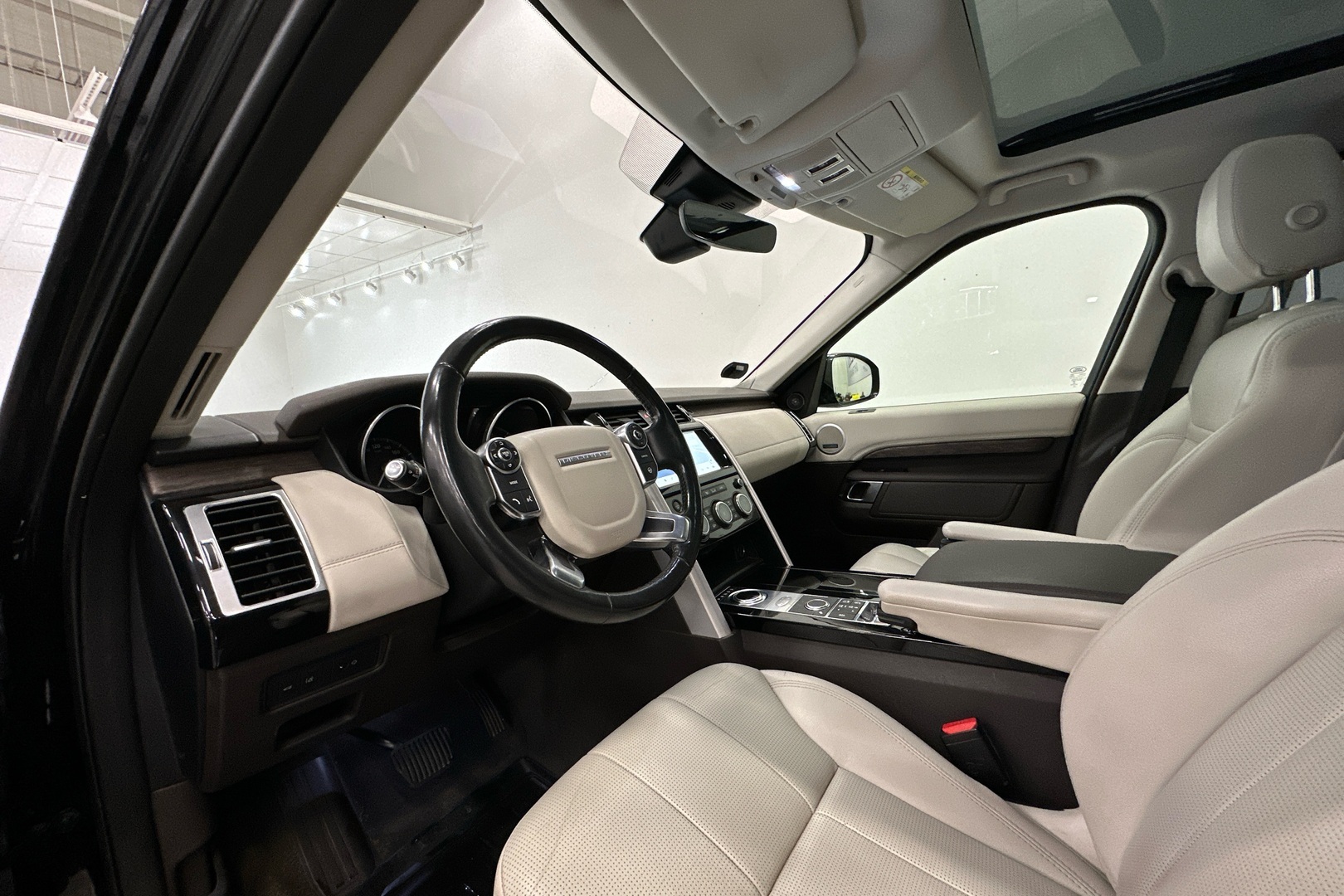 LAND ROVER Discovery 2017