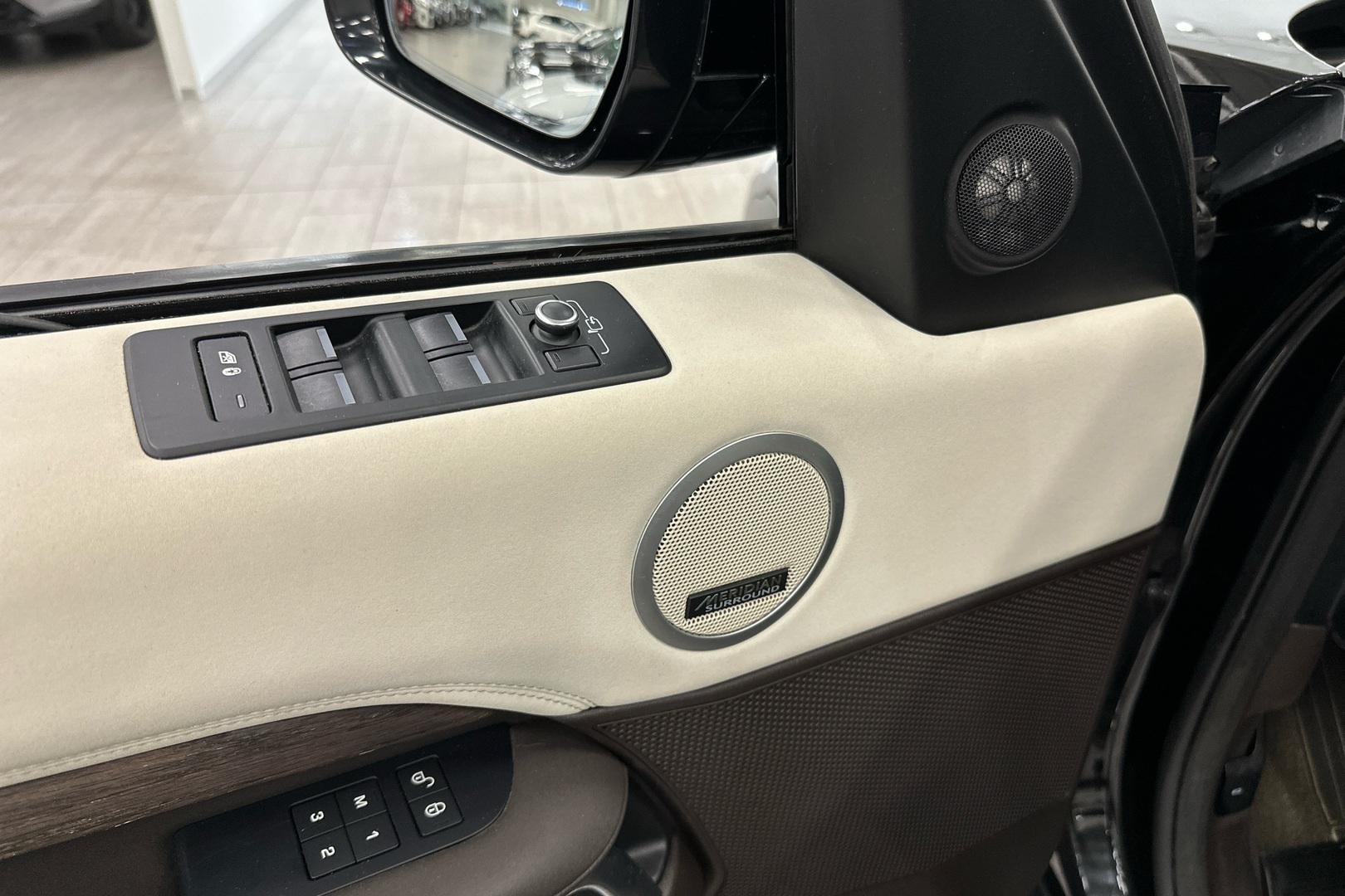 LAND ROVER Discovery 2017