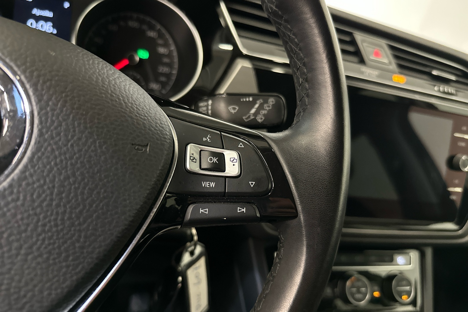 VOLKSWAGEN TOURAN 2018