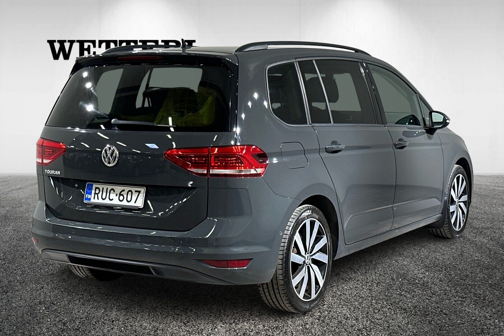 VOLKSWAGEN TOURAN 2018