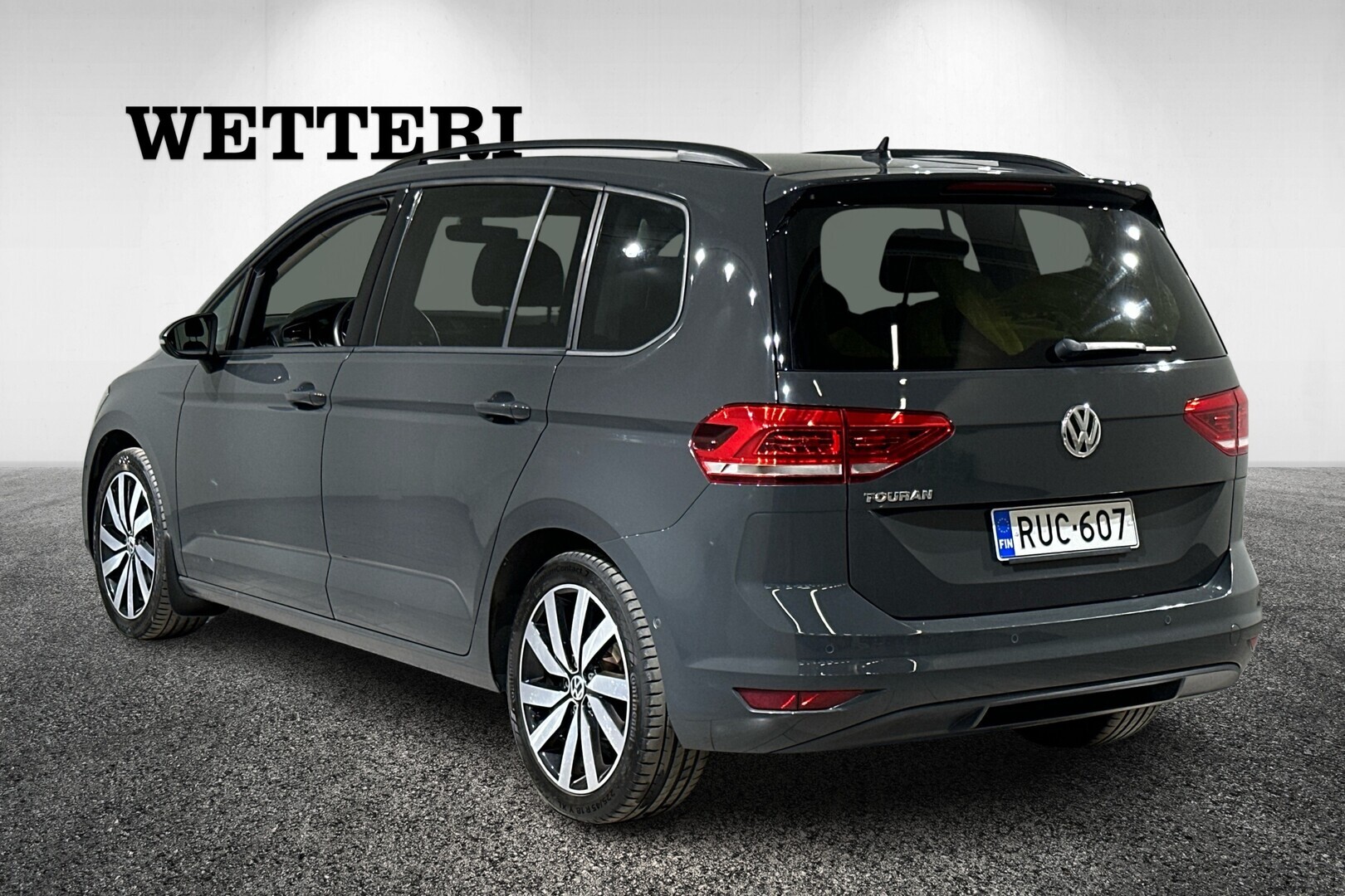 VOLKSWAGEN TOURAN 2018