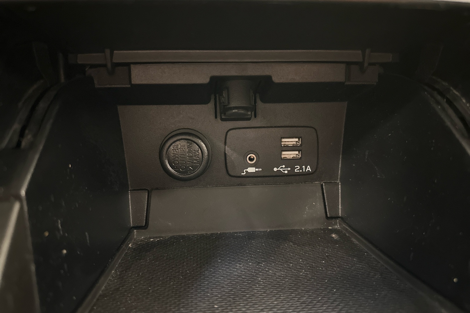 SUBARU Outback 2021